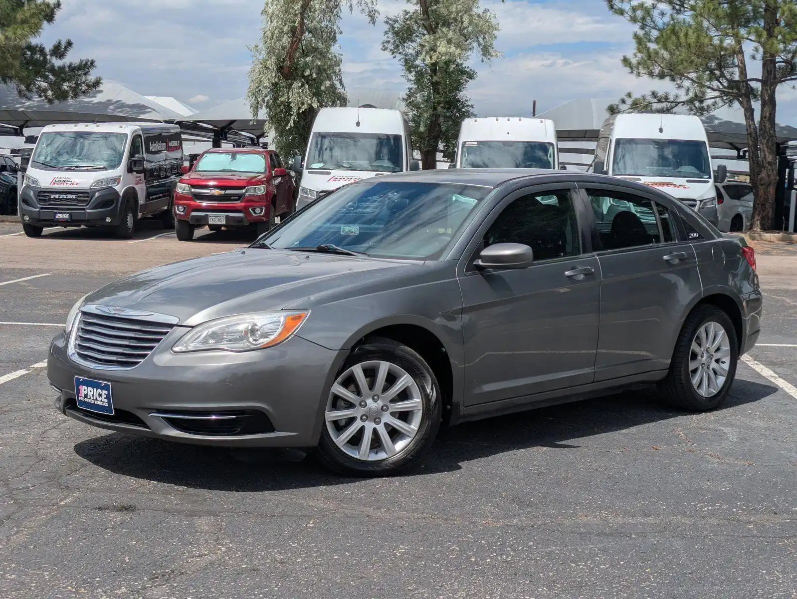 2012 Chrysler 200 Touring's photo
