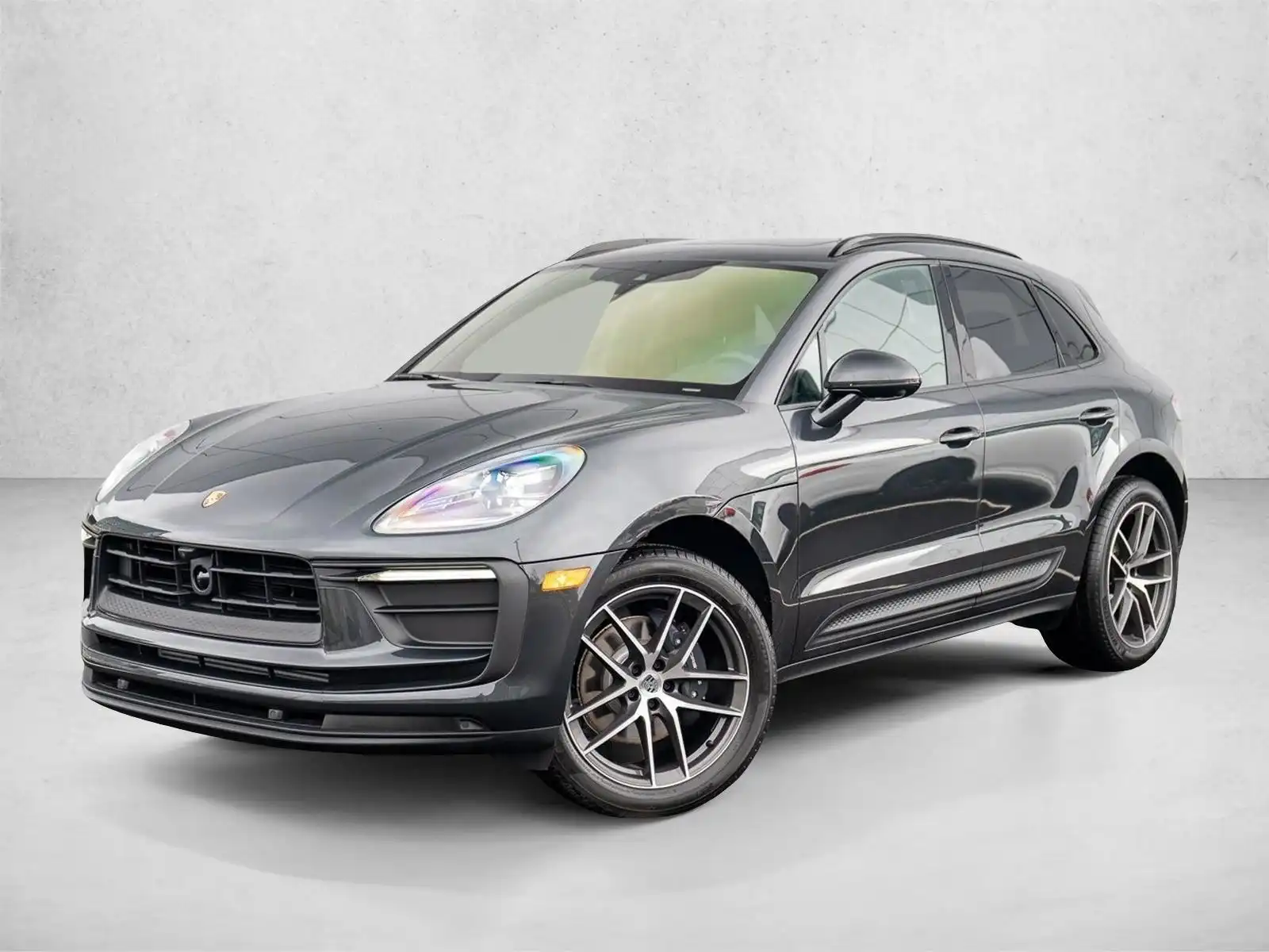 2026 Porsche Macan T's photo