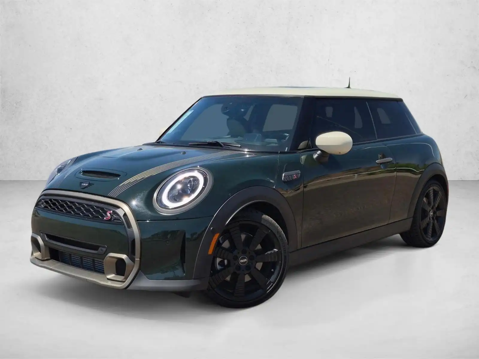 2023 MINI Cooper Cooper S 3 Door's photo