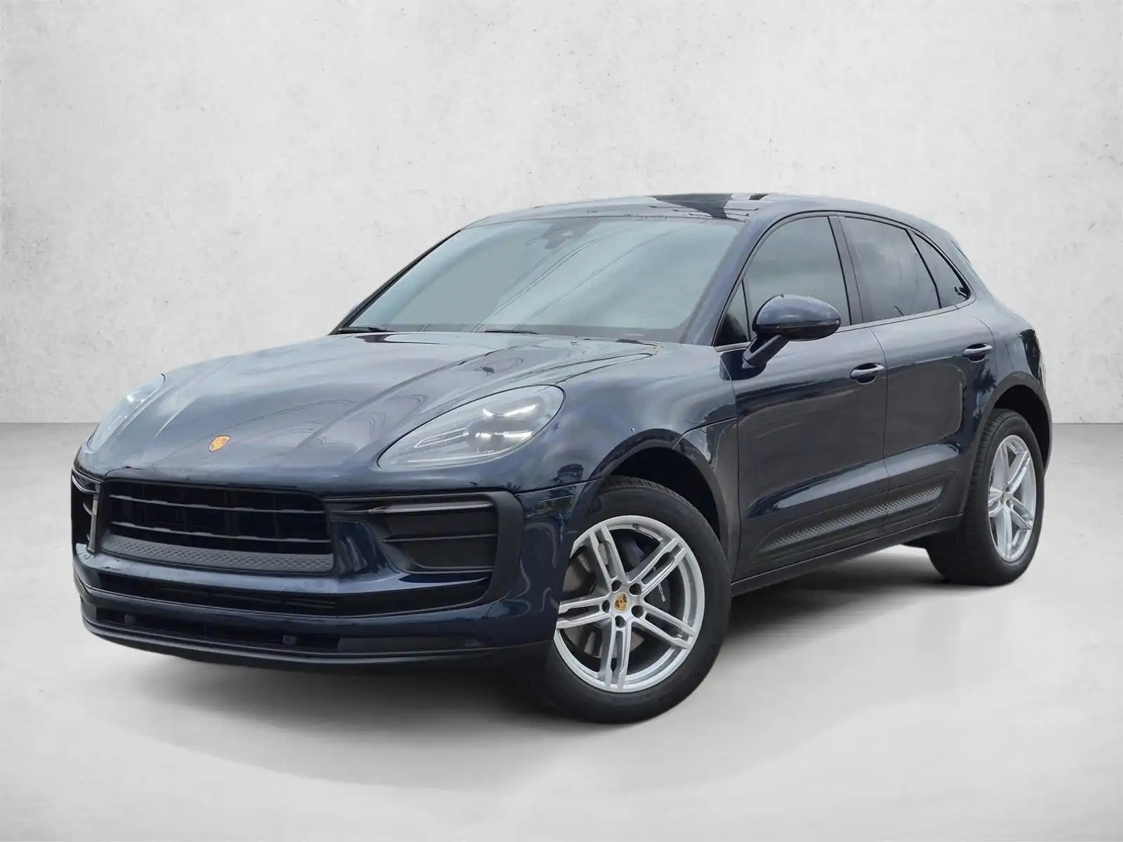 2022 Porsche Macan Base's photo