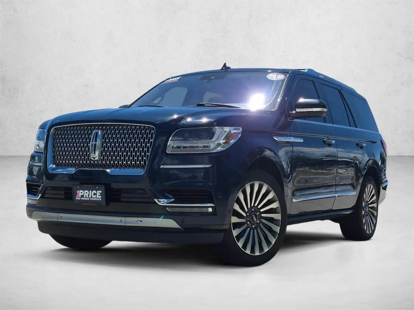 2019 Lincoln Navigator Reserve 4WD's photo