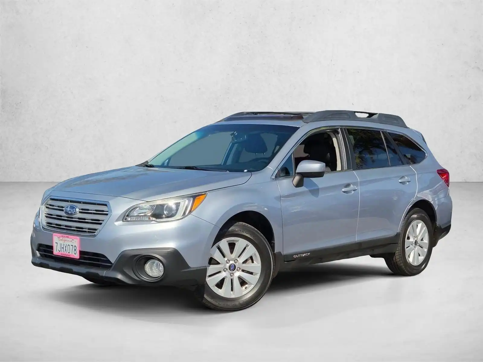 2015 Subaru Outback 2.5i Premium CVT PZEV's photo