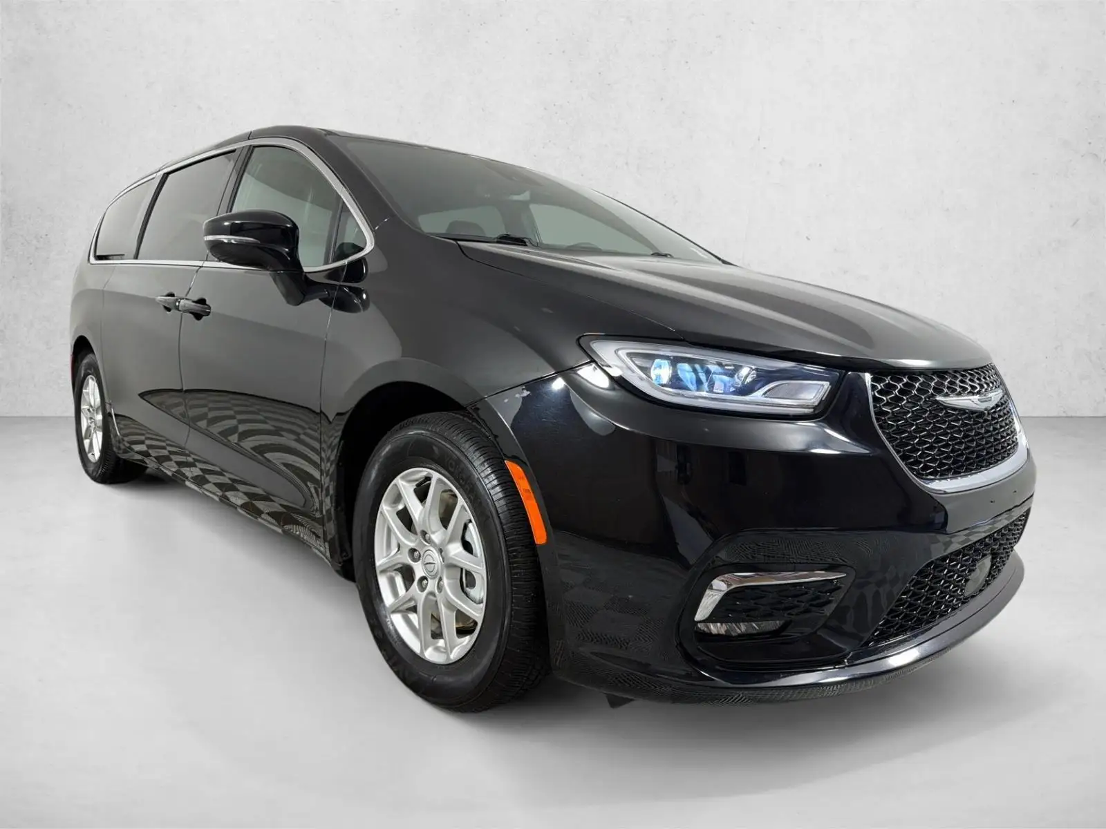 2025 Chrysler Pacifica Select photo 1