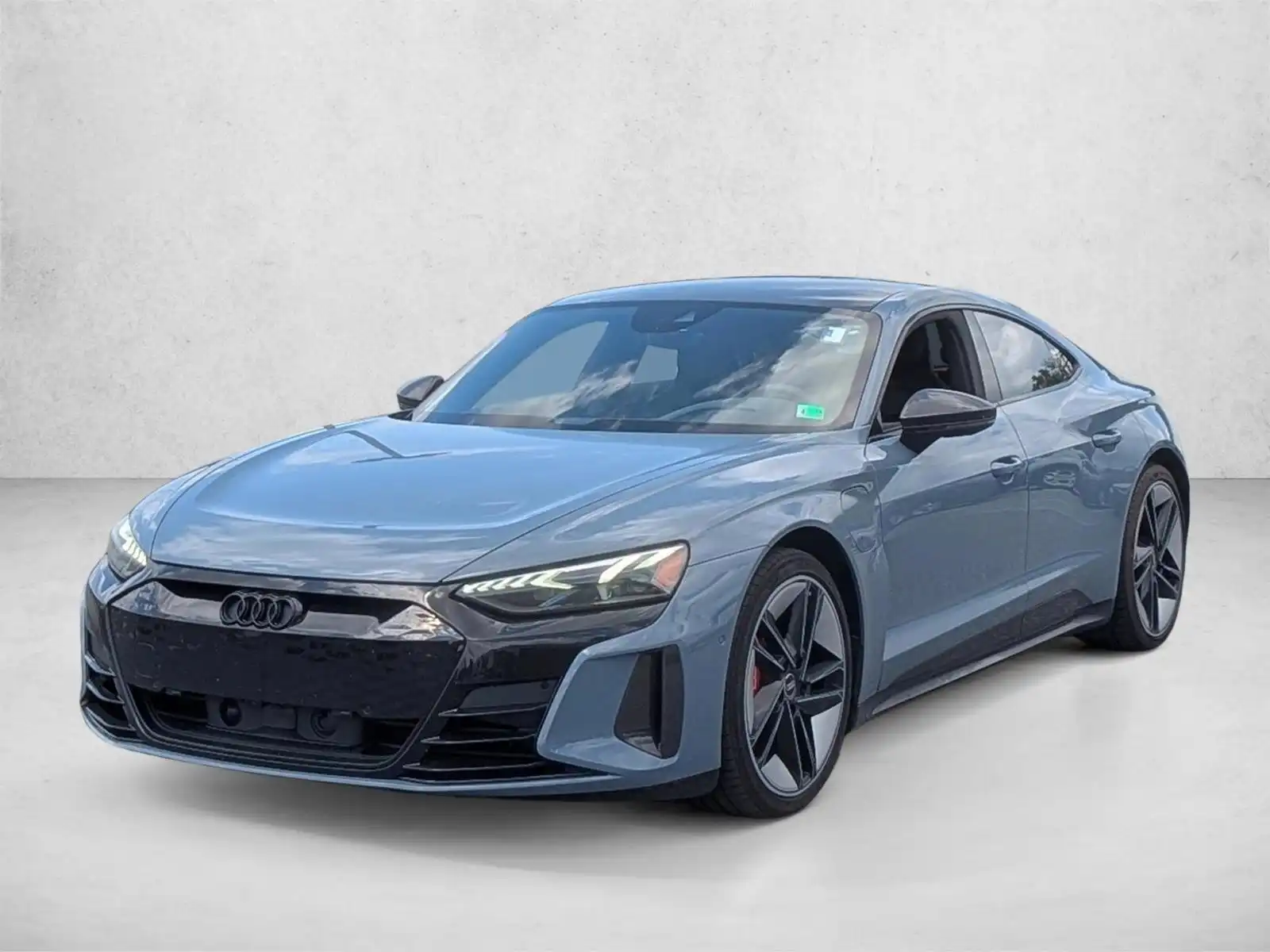2022 Audi RS e-tron GT Base's photo