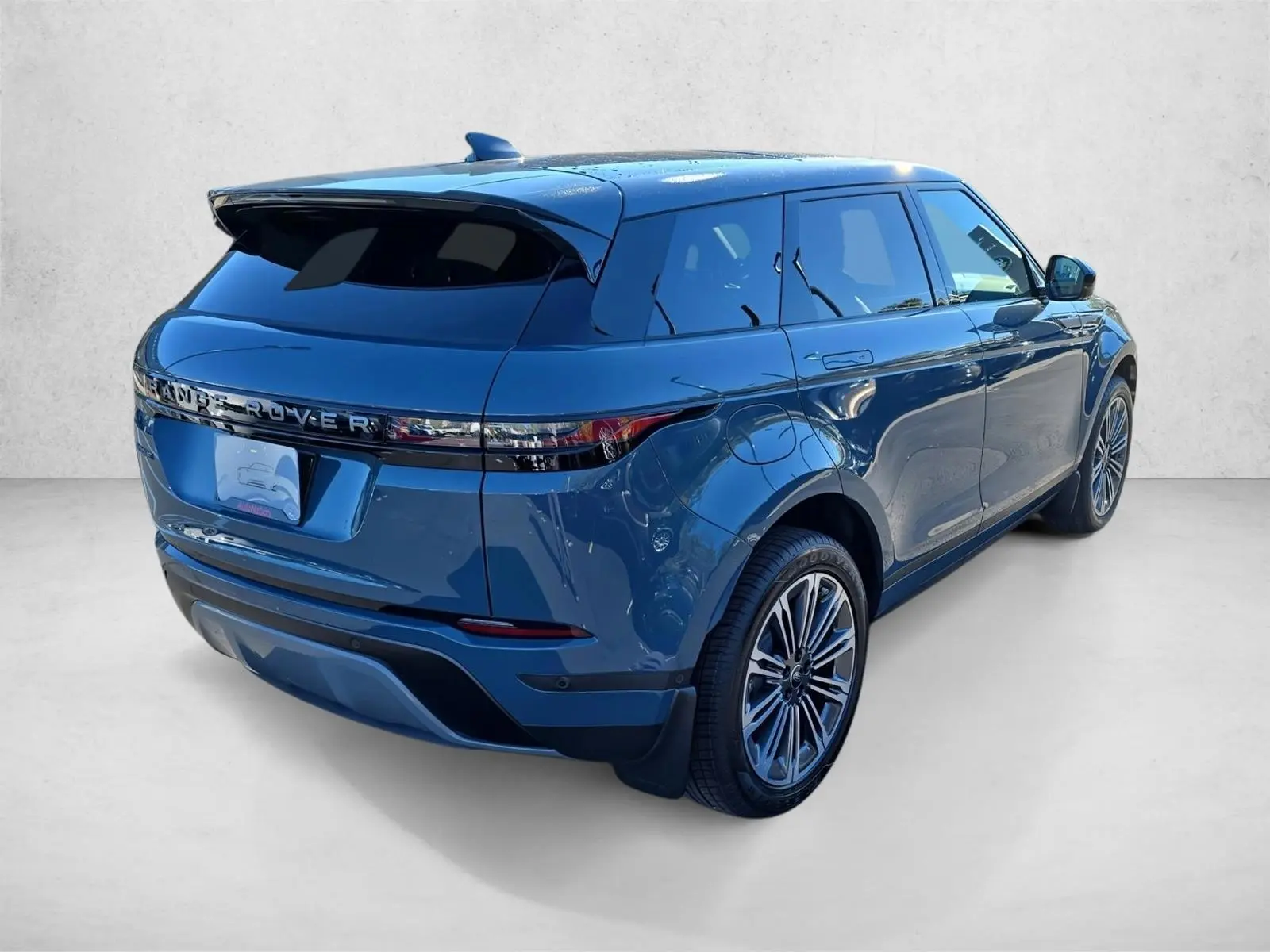 2026 Land Rover Range Rover Evoque S photo 5