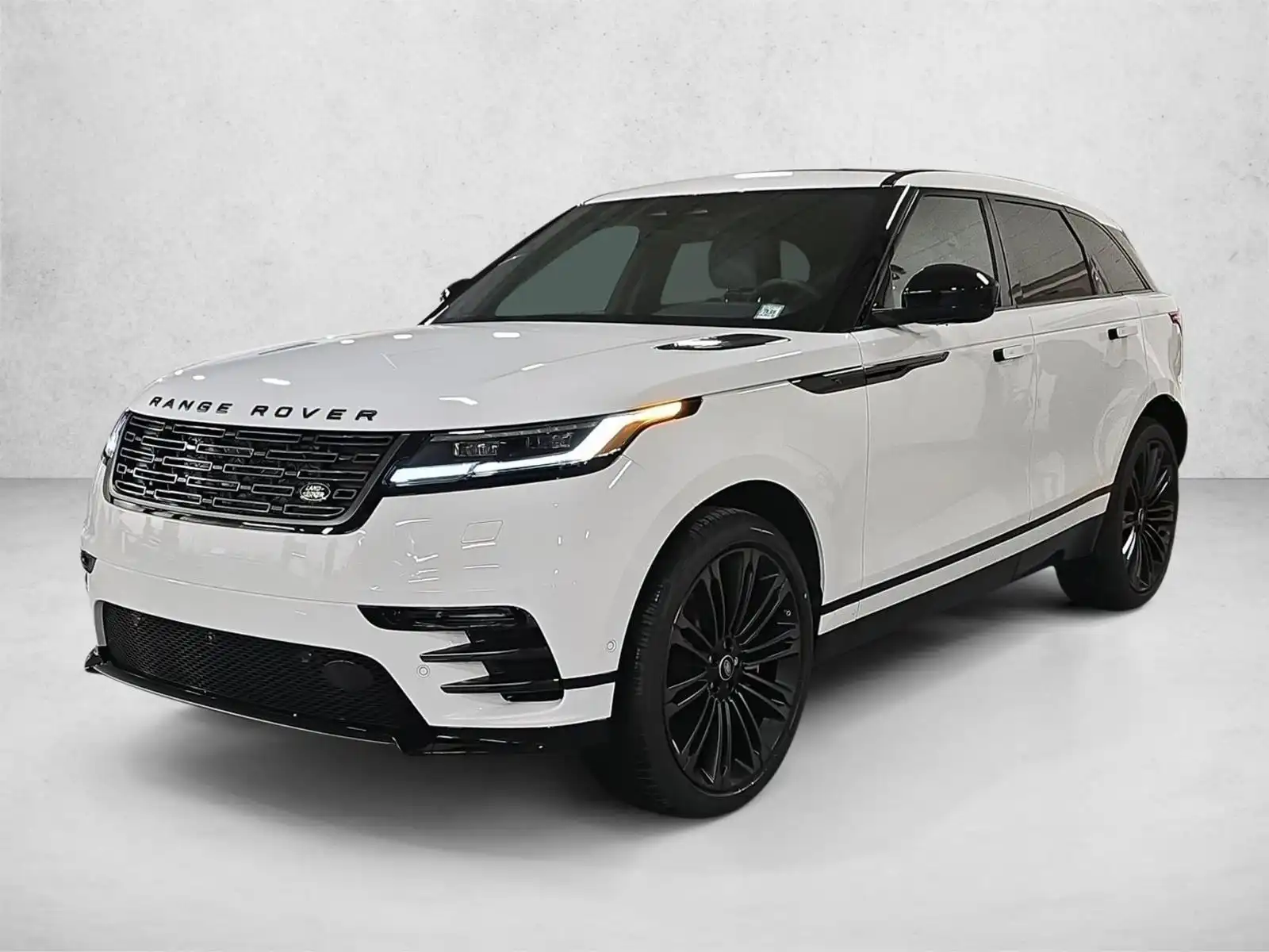 2026 Land Rover Range Rover Velar P250 Dynamic SE's photo
