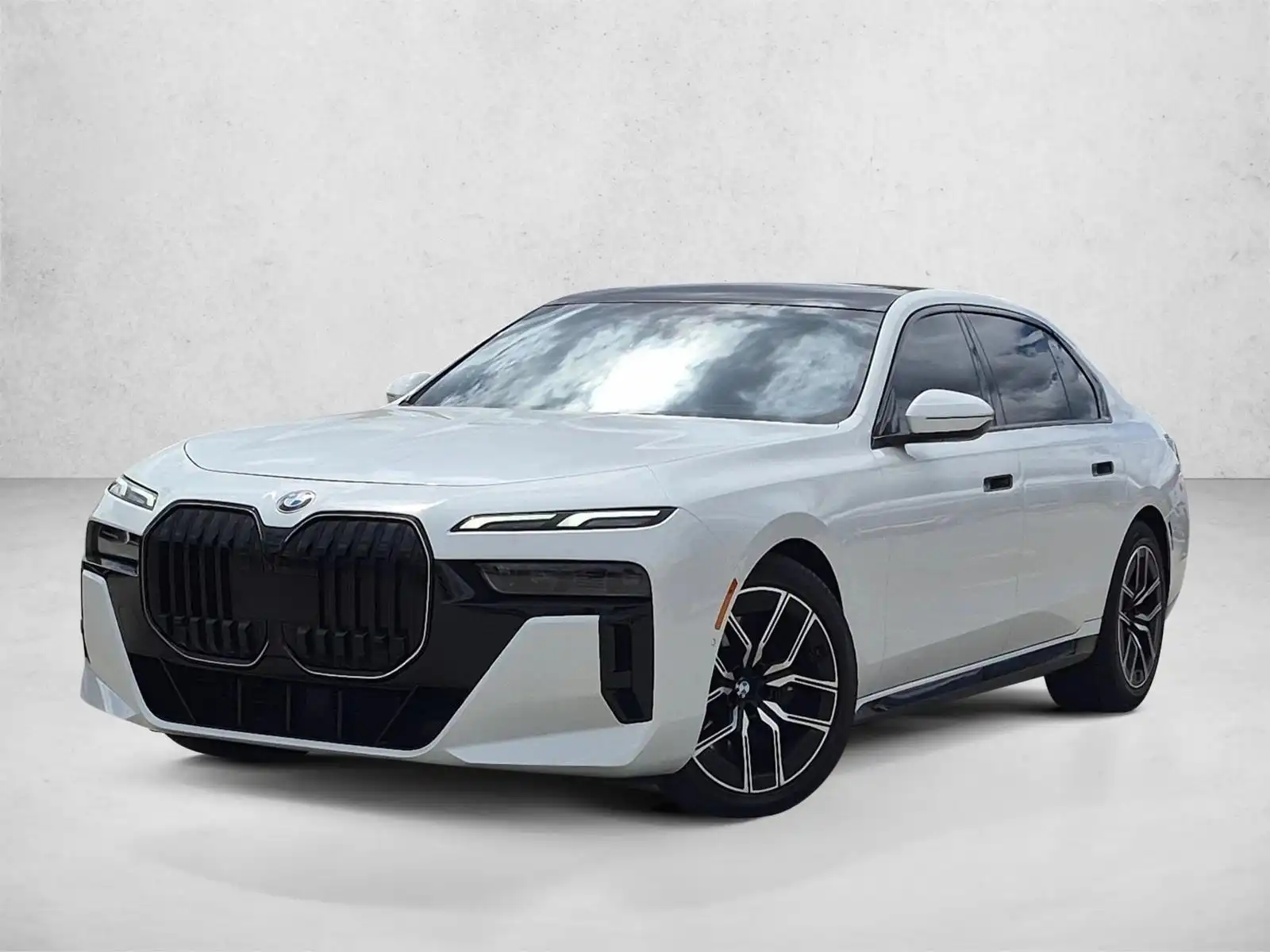 2024 BMW 7 Series 760i xDrive Sedan's photo