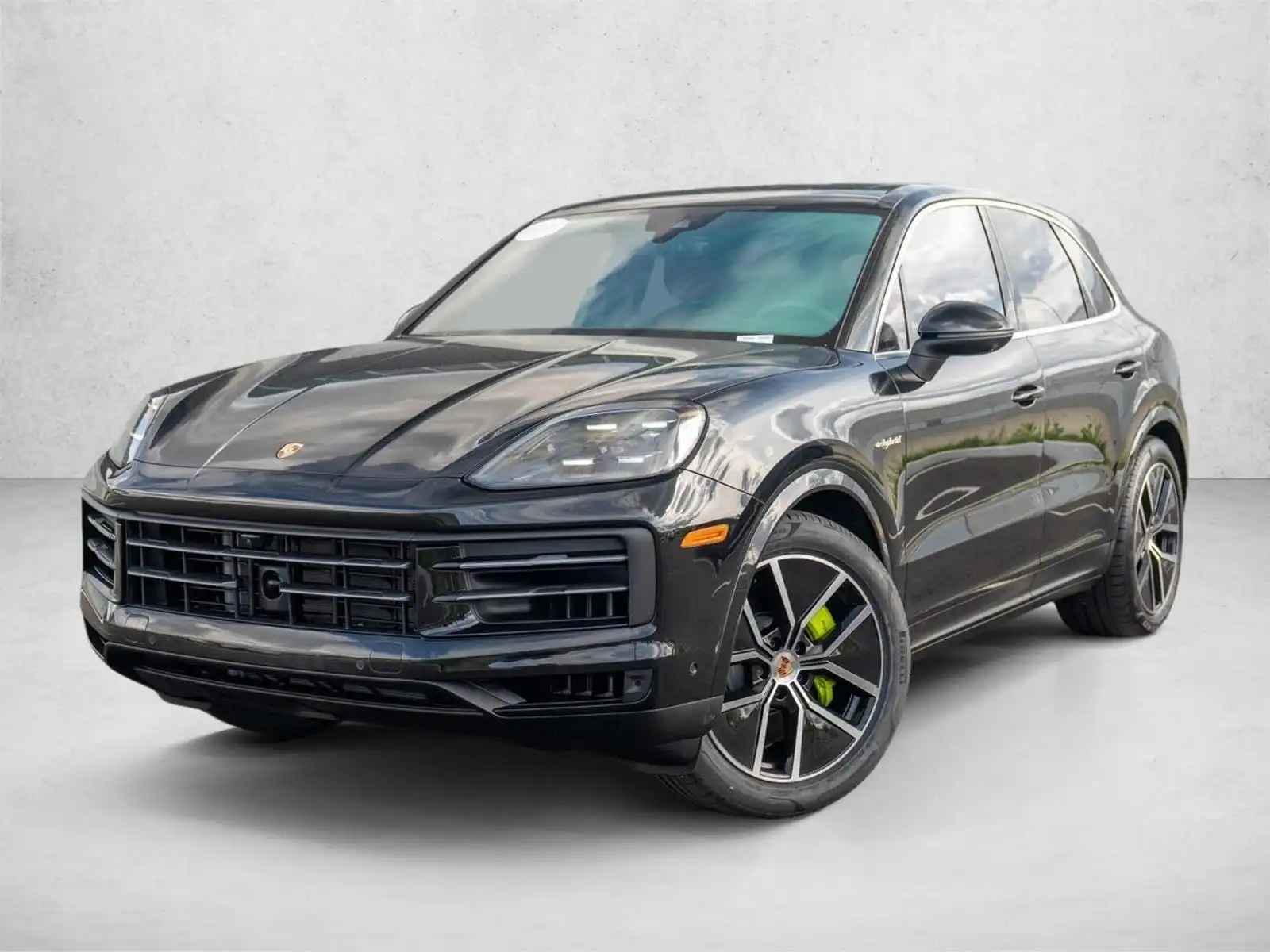 2025 Porsche Cayenne E-Hybrid's photo