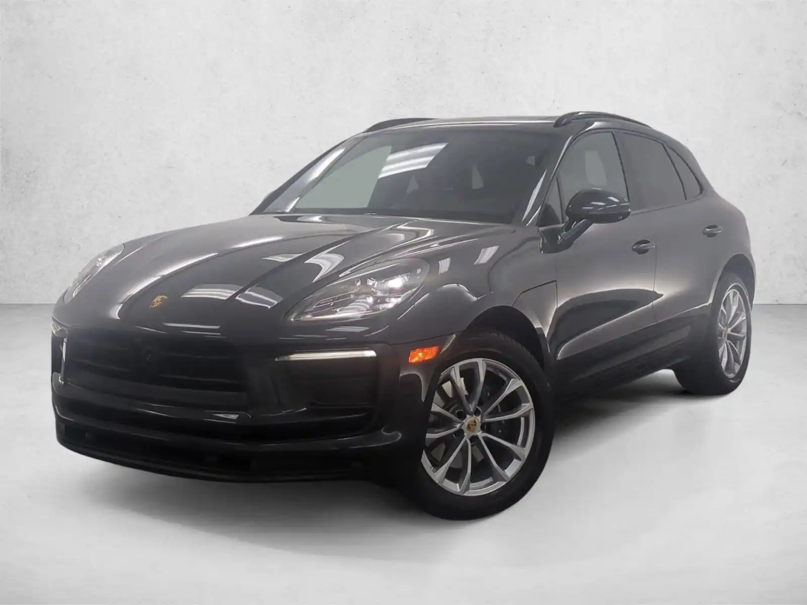 2026 Porsche Macan T's photo