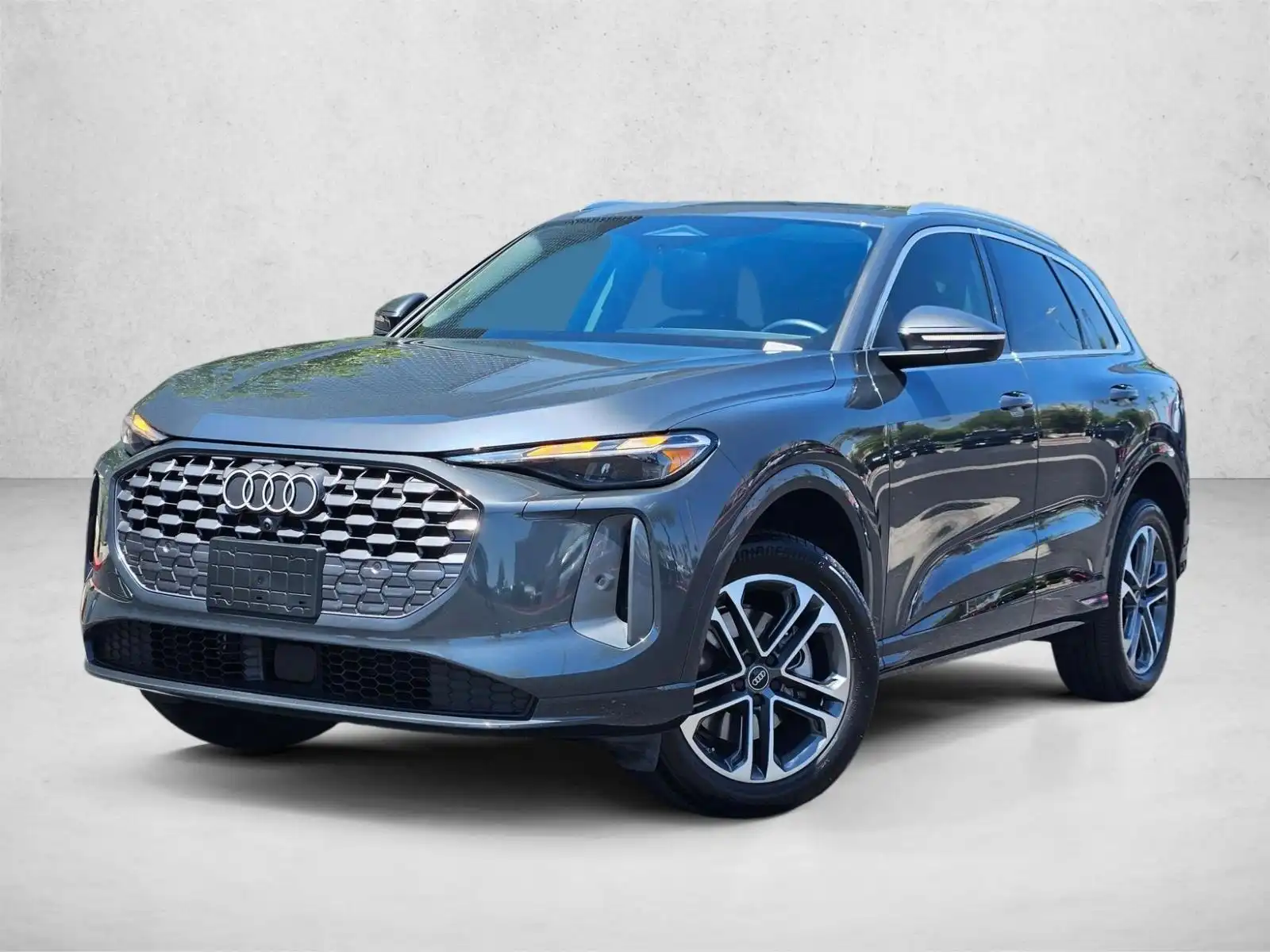 2025 Audi Q5 40 Premium's photo