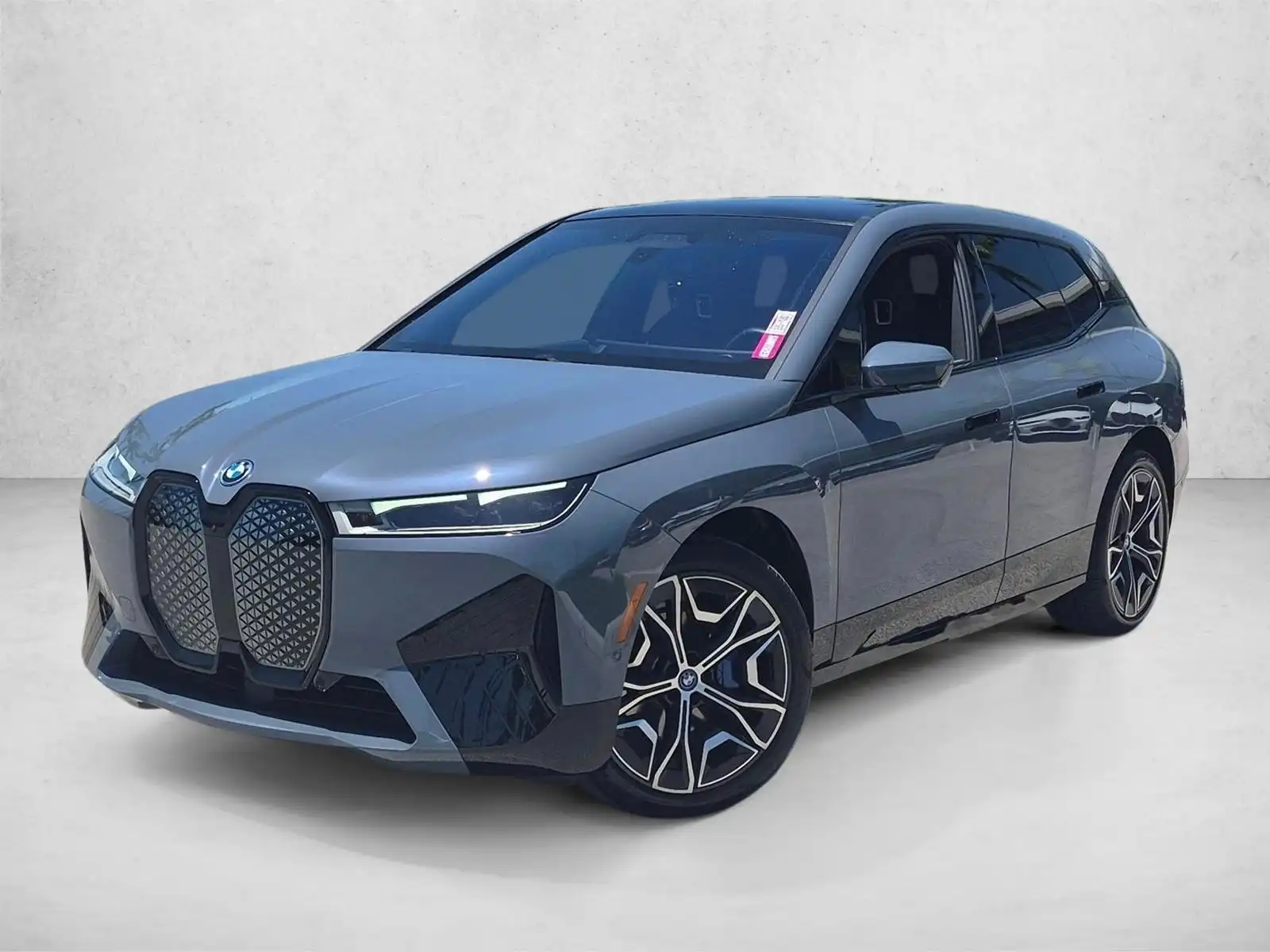 2024 BMW iX xDrive50's photo