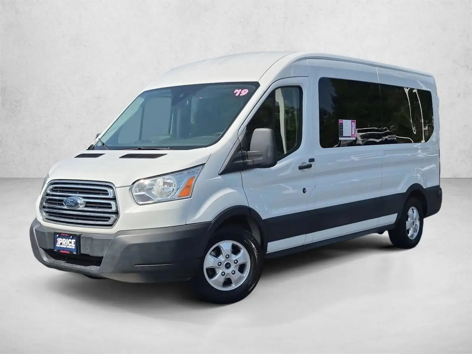 2019 Ford Transit 350 XLT Med Roof Sliding Pass. 148's photo