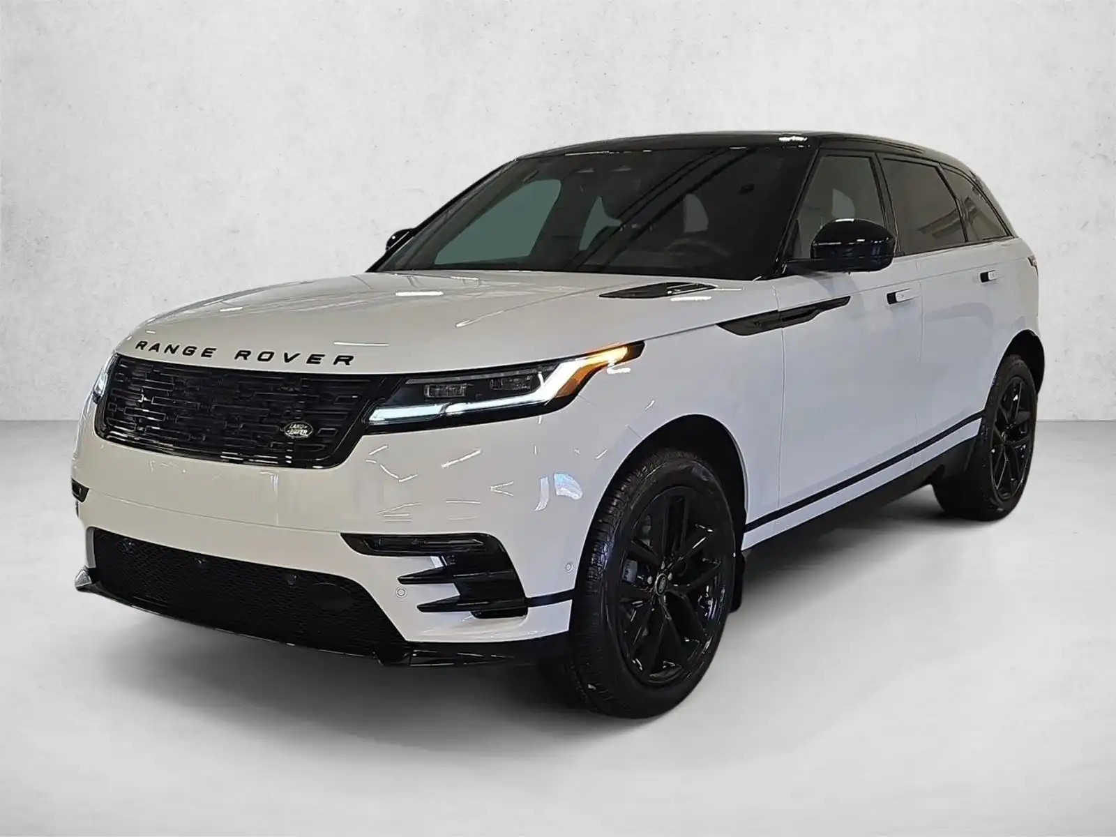 2026 Land Rover Range Rover Velar P250 Dynamic SE's photo