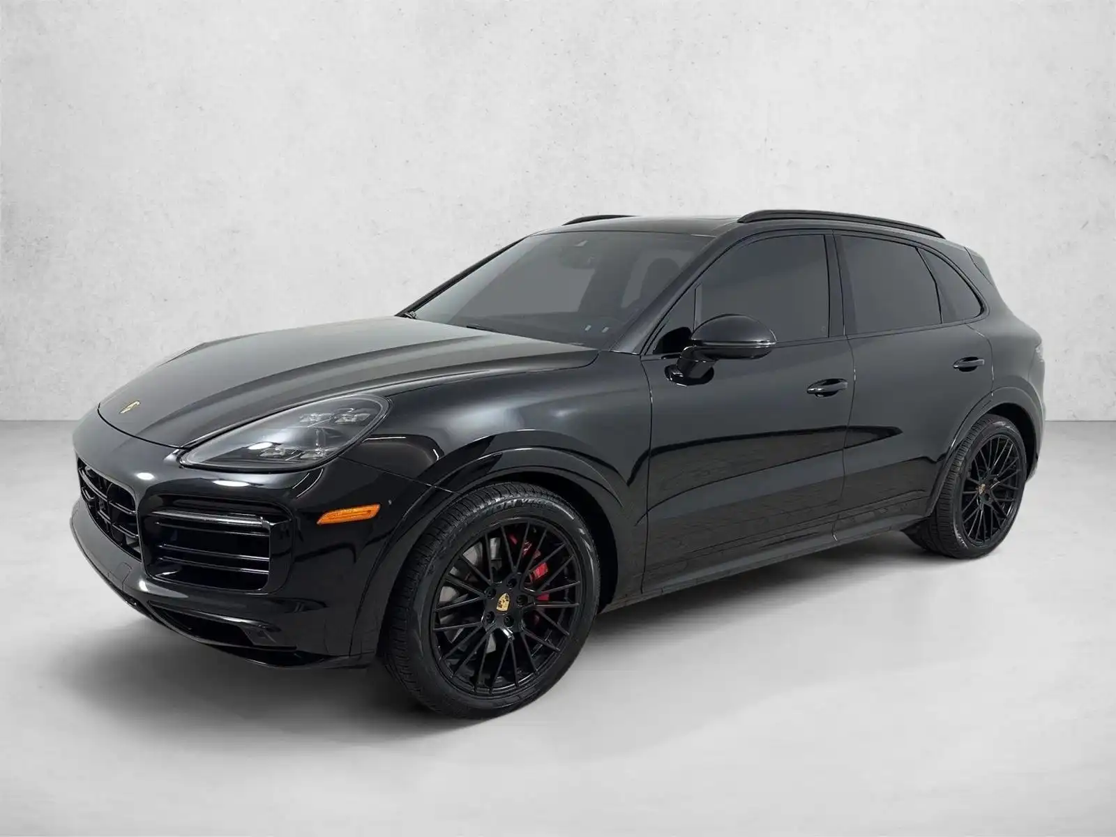 2023 Porsche Cayenne GTS's photo
