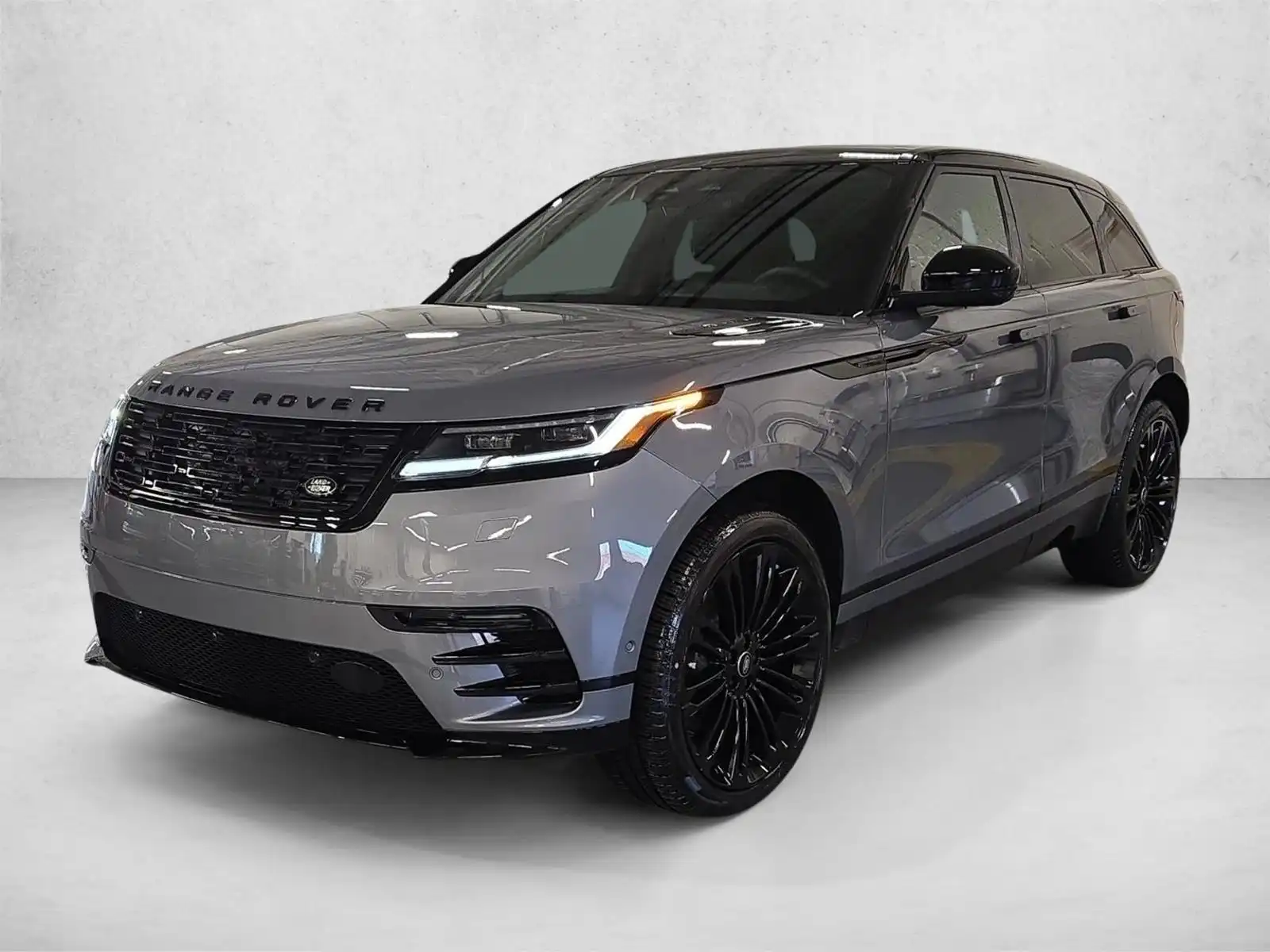 2026 Land Rover Range Rover Velar P400 Dynamic SE's photo