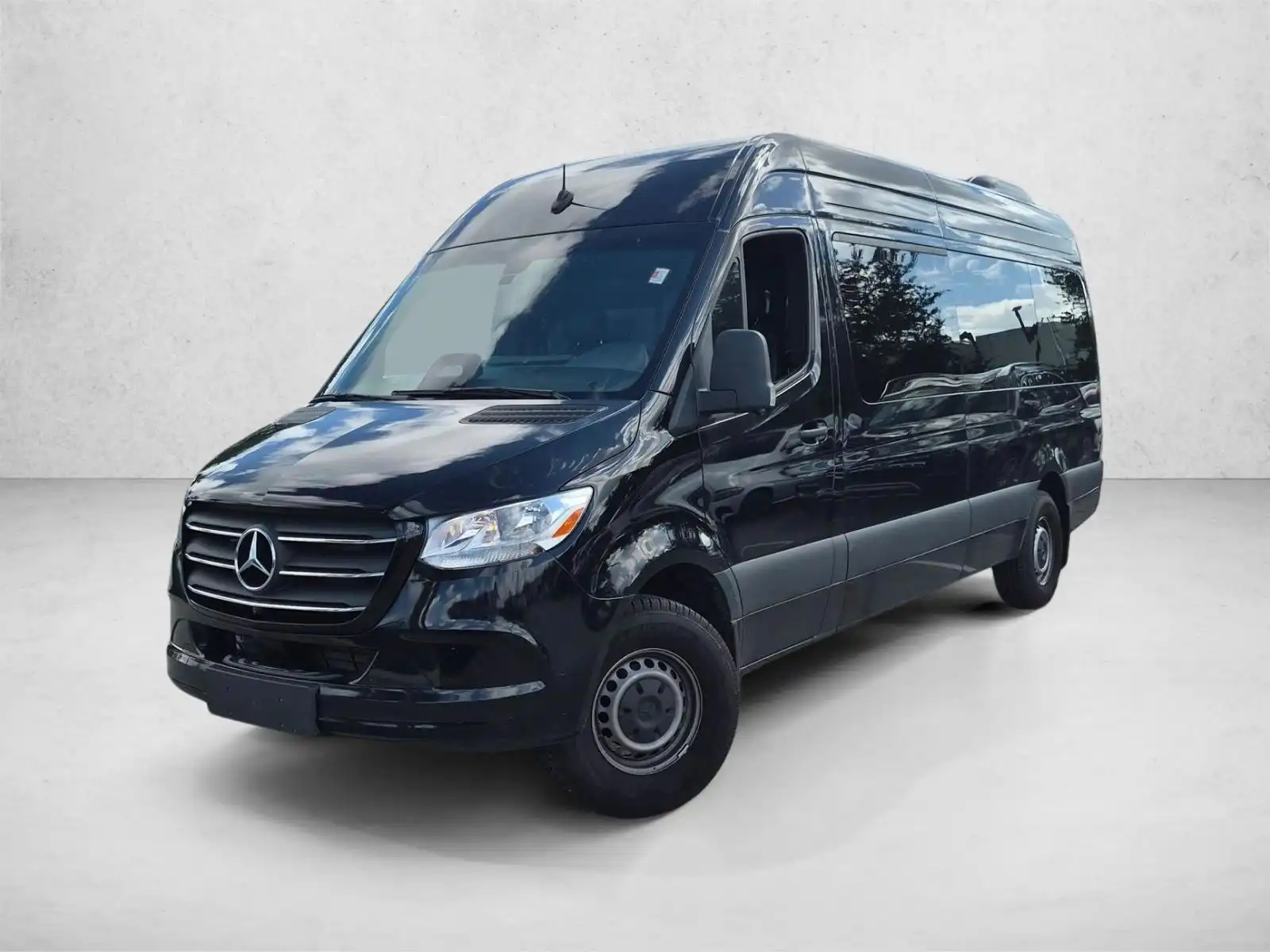 2026 Mercedes-Benz Sprinter 2500 170 WB High Roof's photo
