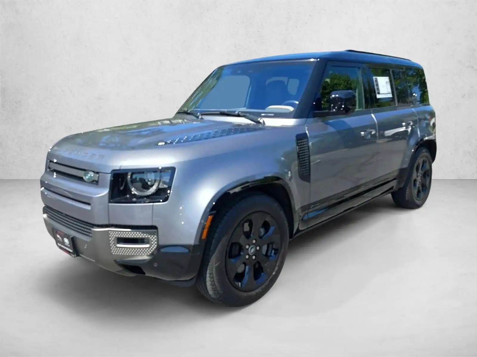 2021 Land Rover Defender X-Dynamic HSE's photo