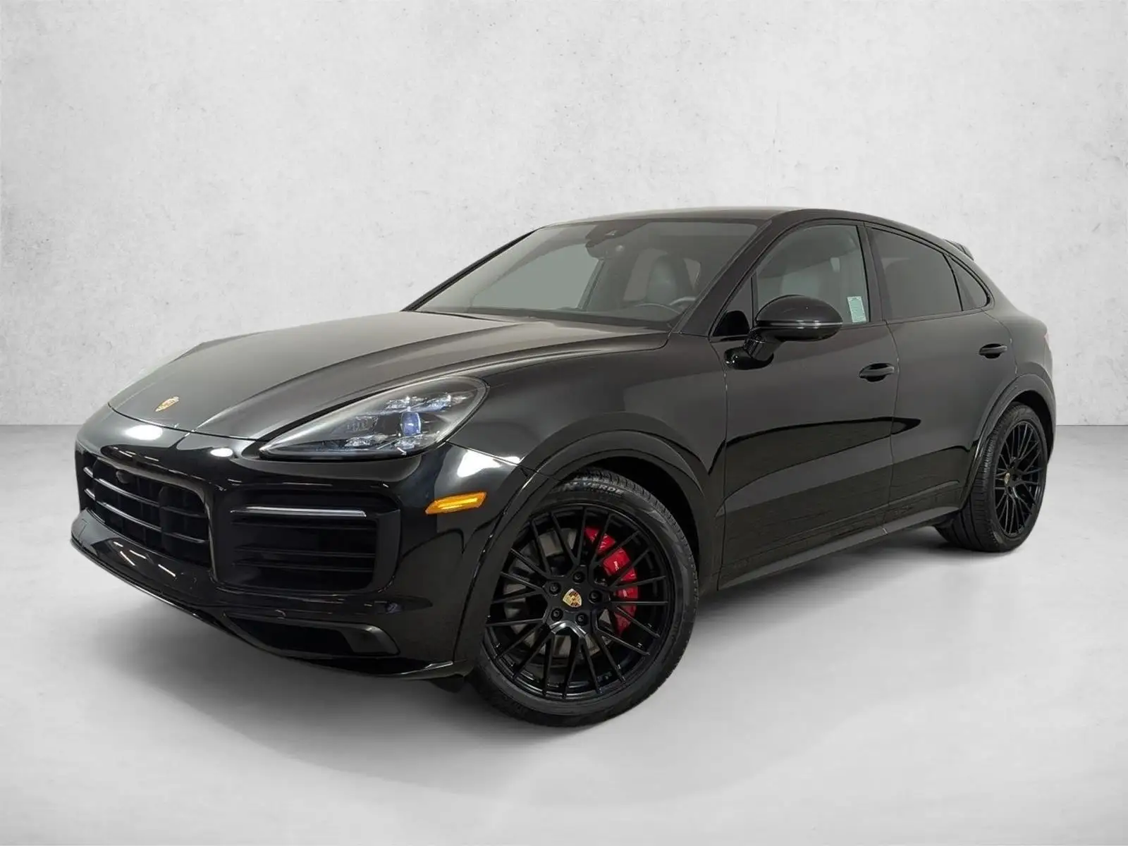 2023 Porsche Cayenne GTS photo 1