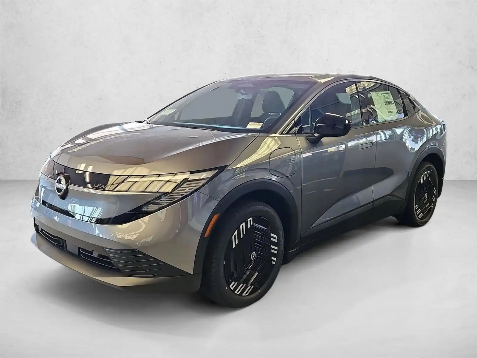 2026 Nissan Leaf S+'s photo