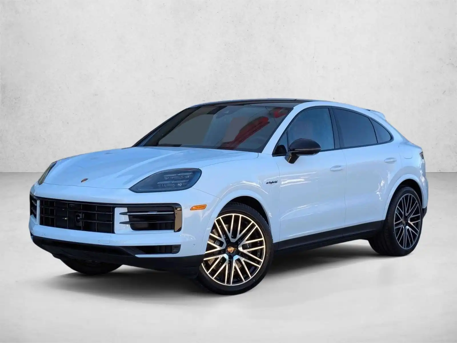 2026 Porsche Cayenne E-Hybrid's photo