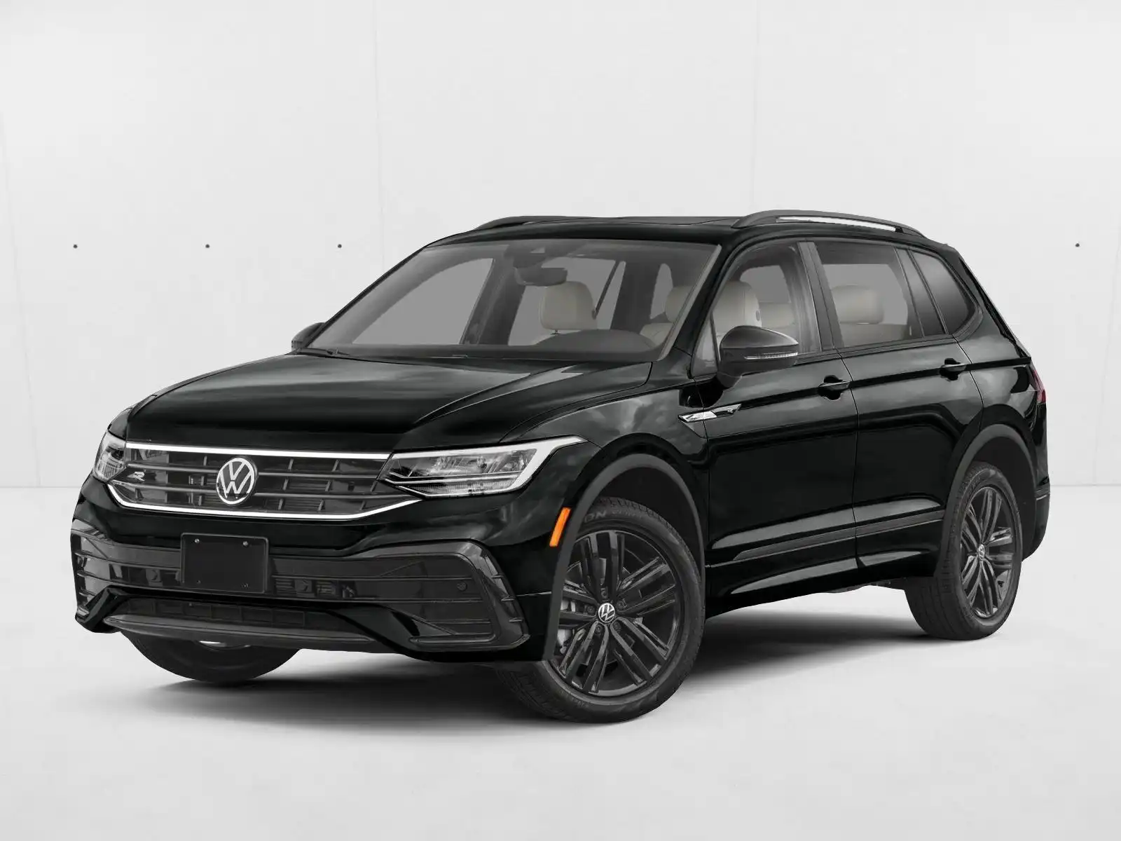 2023 Volkswagen Tiguan 2.0T SE R-Line Black's photo