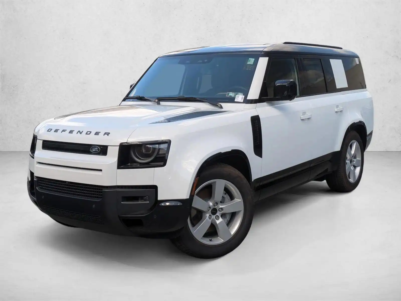 2026 Land Rover Defender 130 X-Dynamic SE P400's photo
