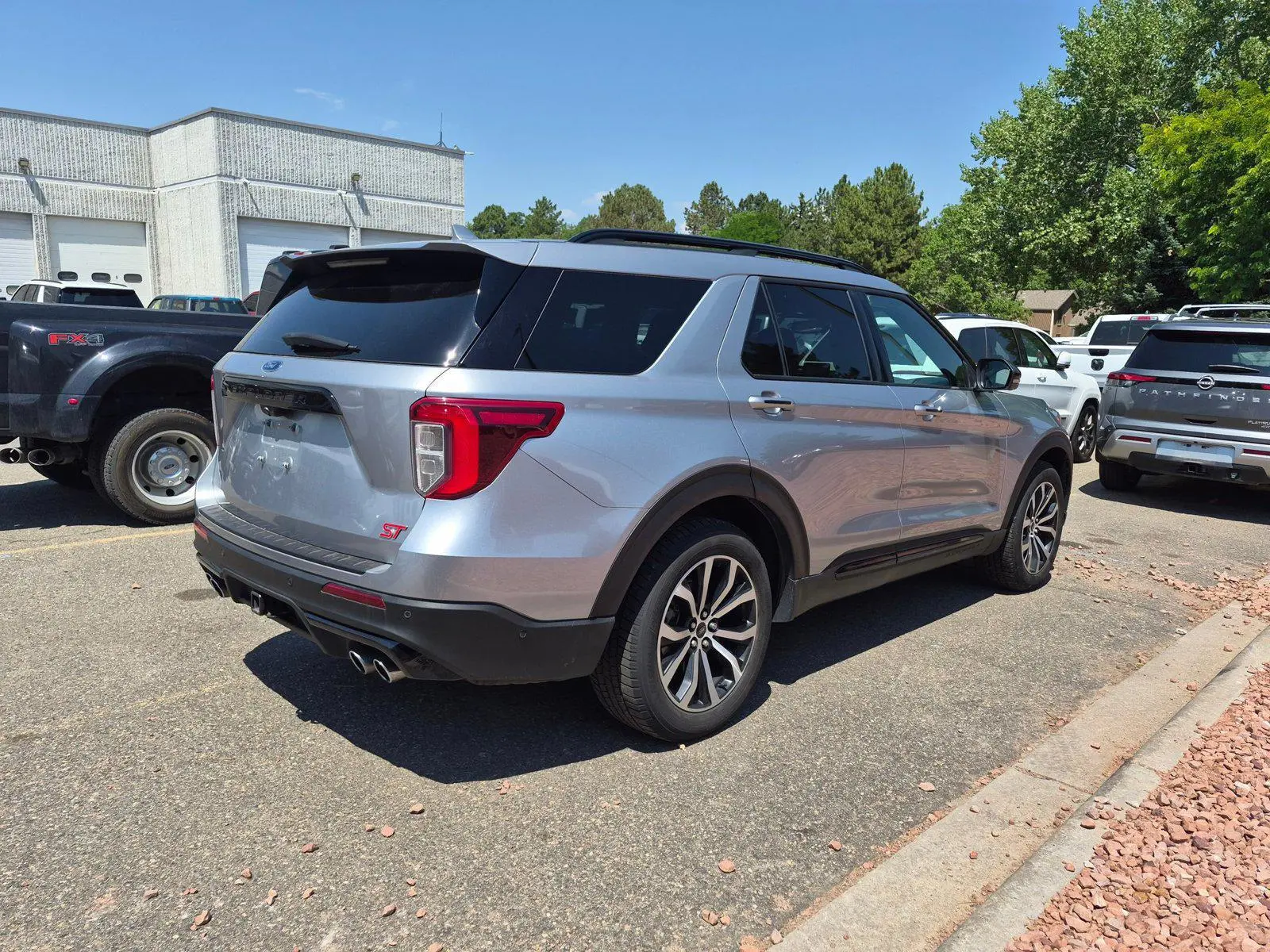 2020 Ford Explorer ST 4WD photo 5