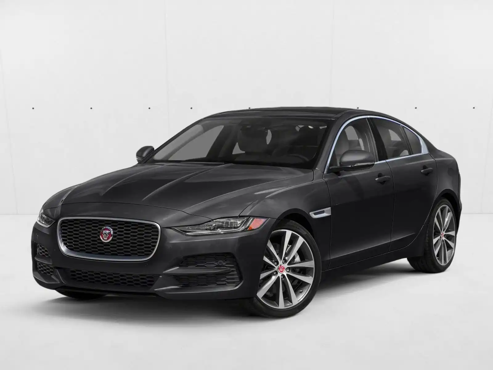 2020 Jaguar XE P250 S's photo