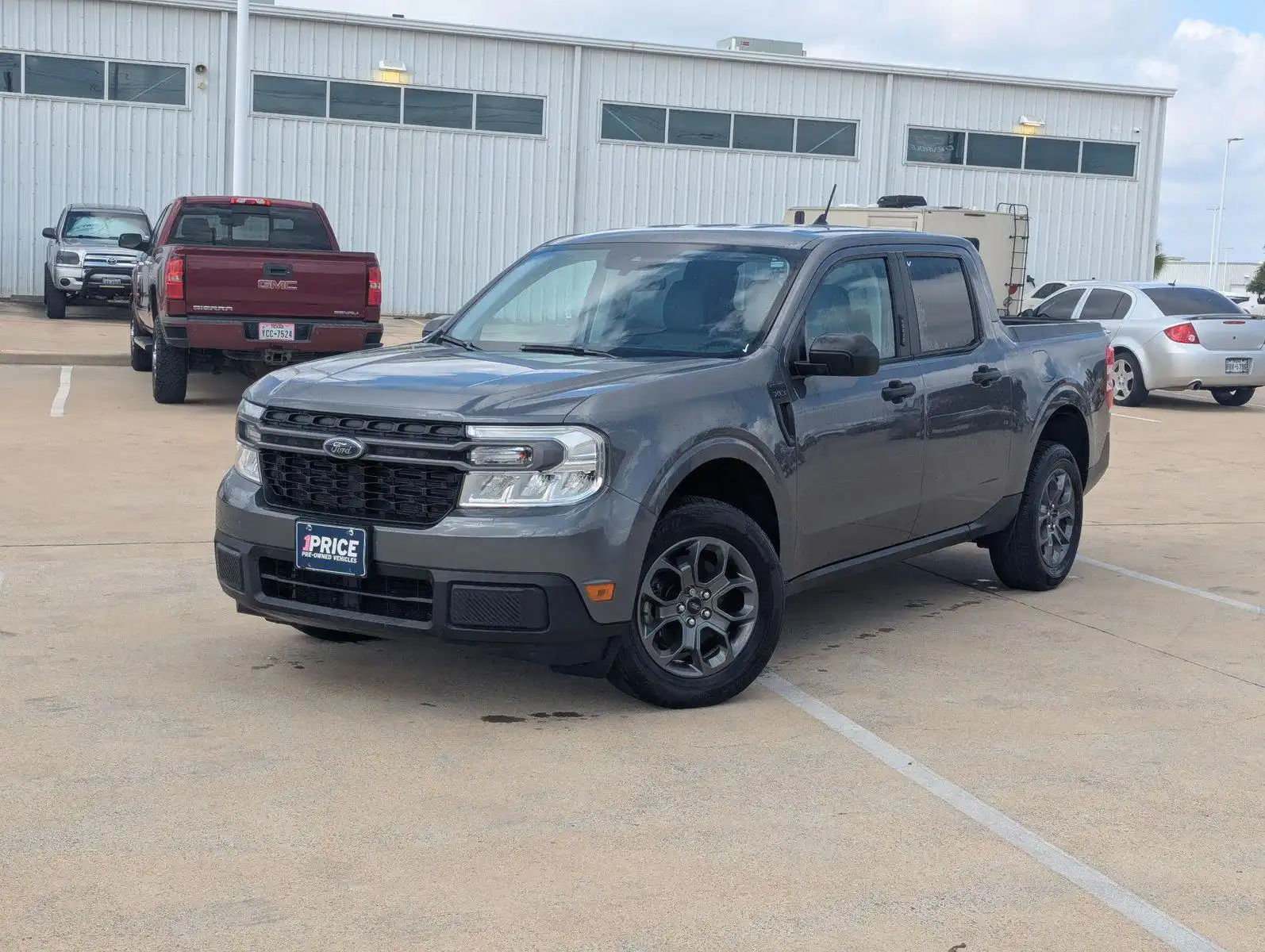 2023 Ford Maverick XLT FWD's photo