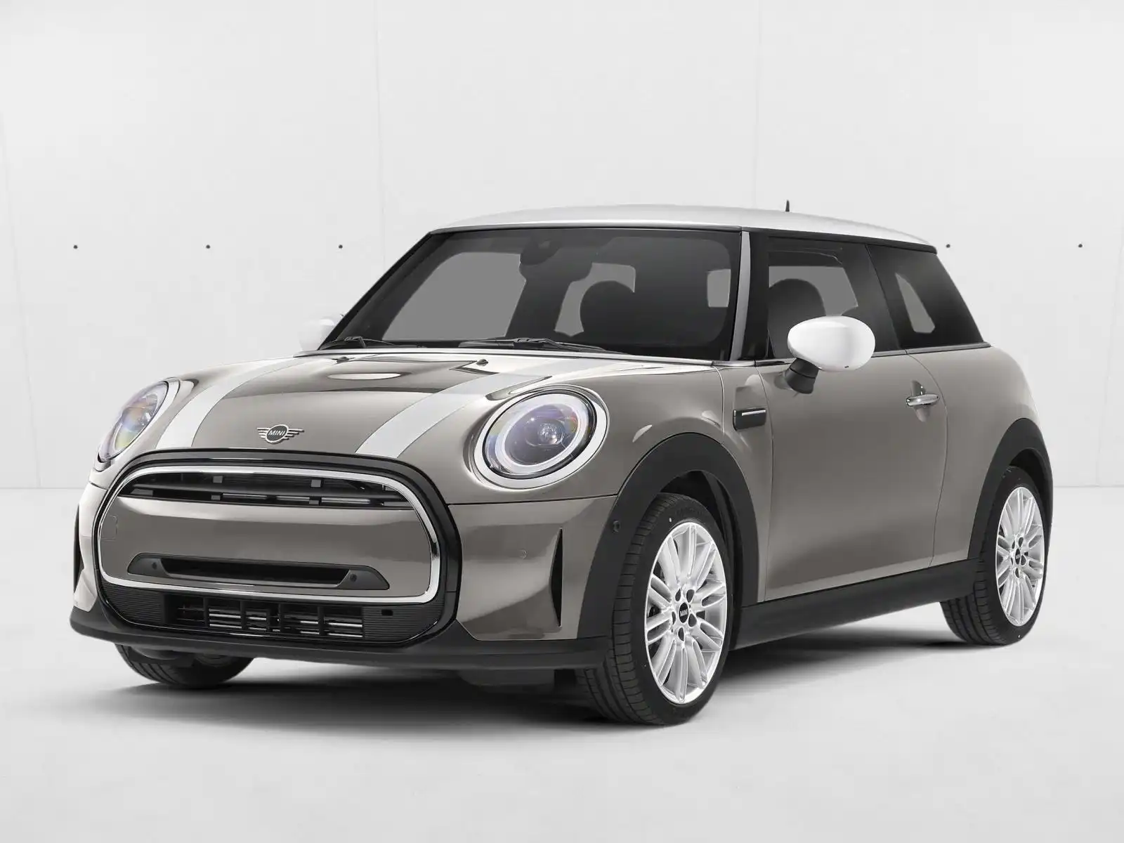 2022 MINI Hardtop Cooper S's photo