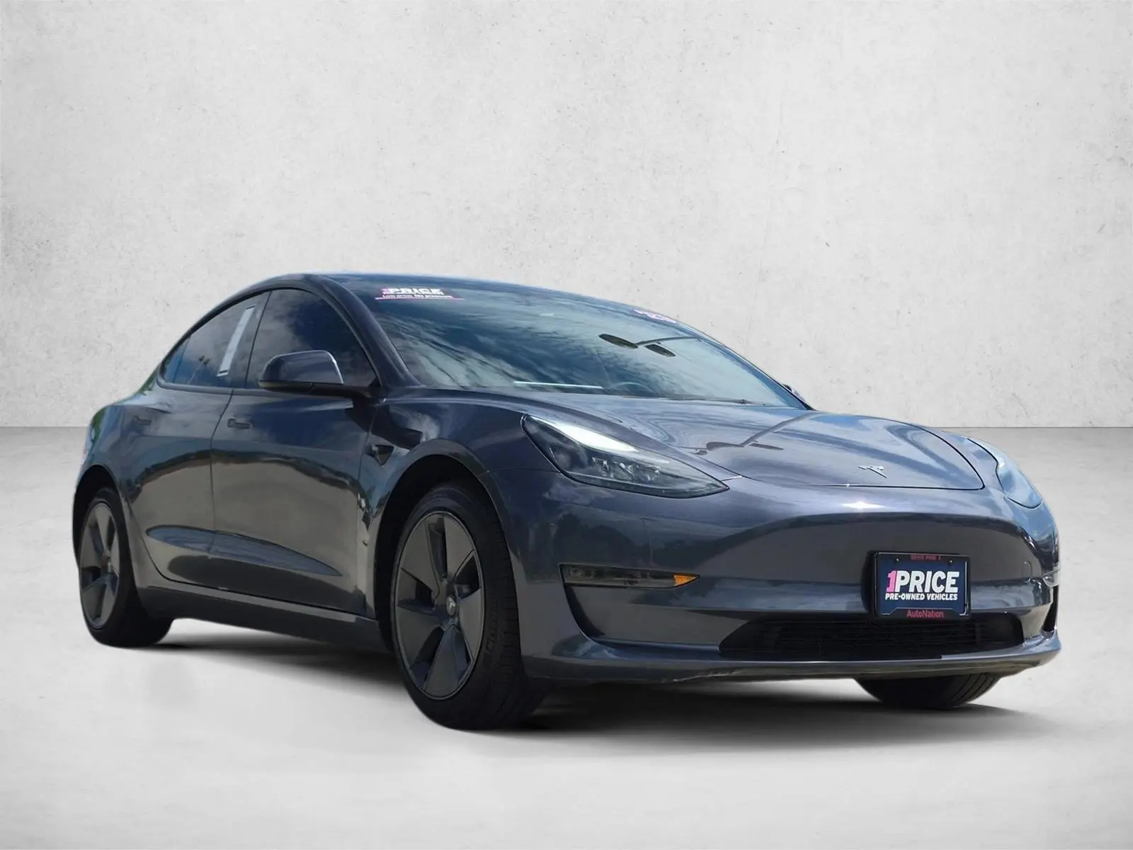 2023 Tesla Model 3 Base photo 3