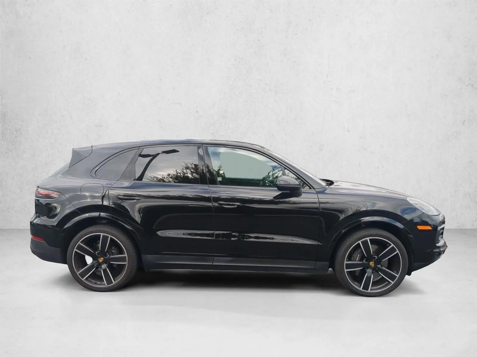 2021 Porsche Cayenne Base photo 4