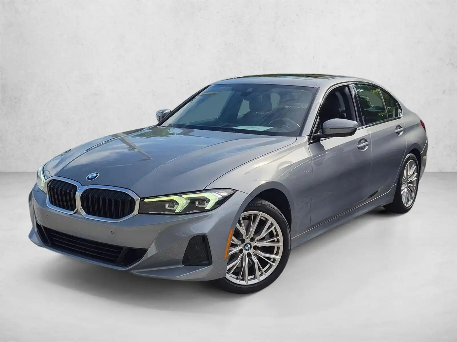 2023 BMW 3 Series 330i Sedan's photo