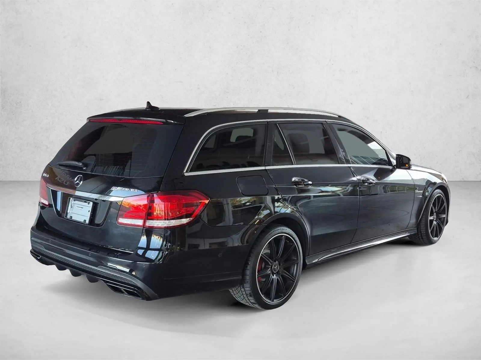 2014 Mercedes-Benz E-Class E63 AMG S 4MATIC photo 5