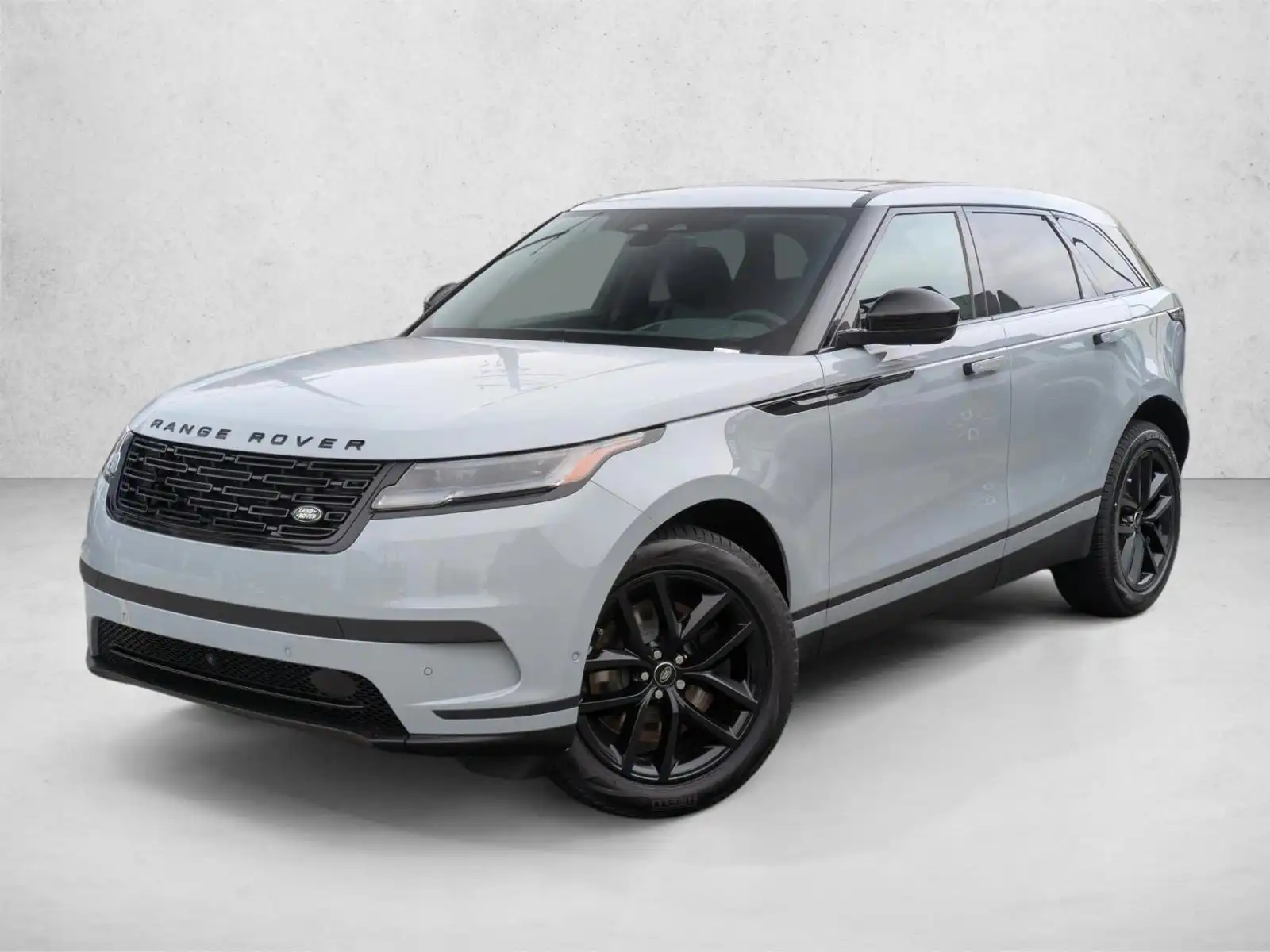 2026 Land Rover Range Rover Velar P250 S's photo