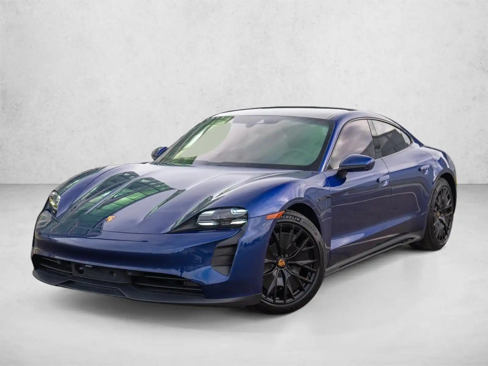 2024 Porsche Taycan GTS's photo