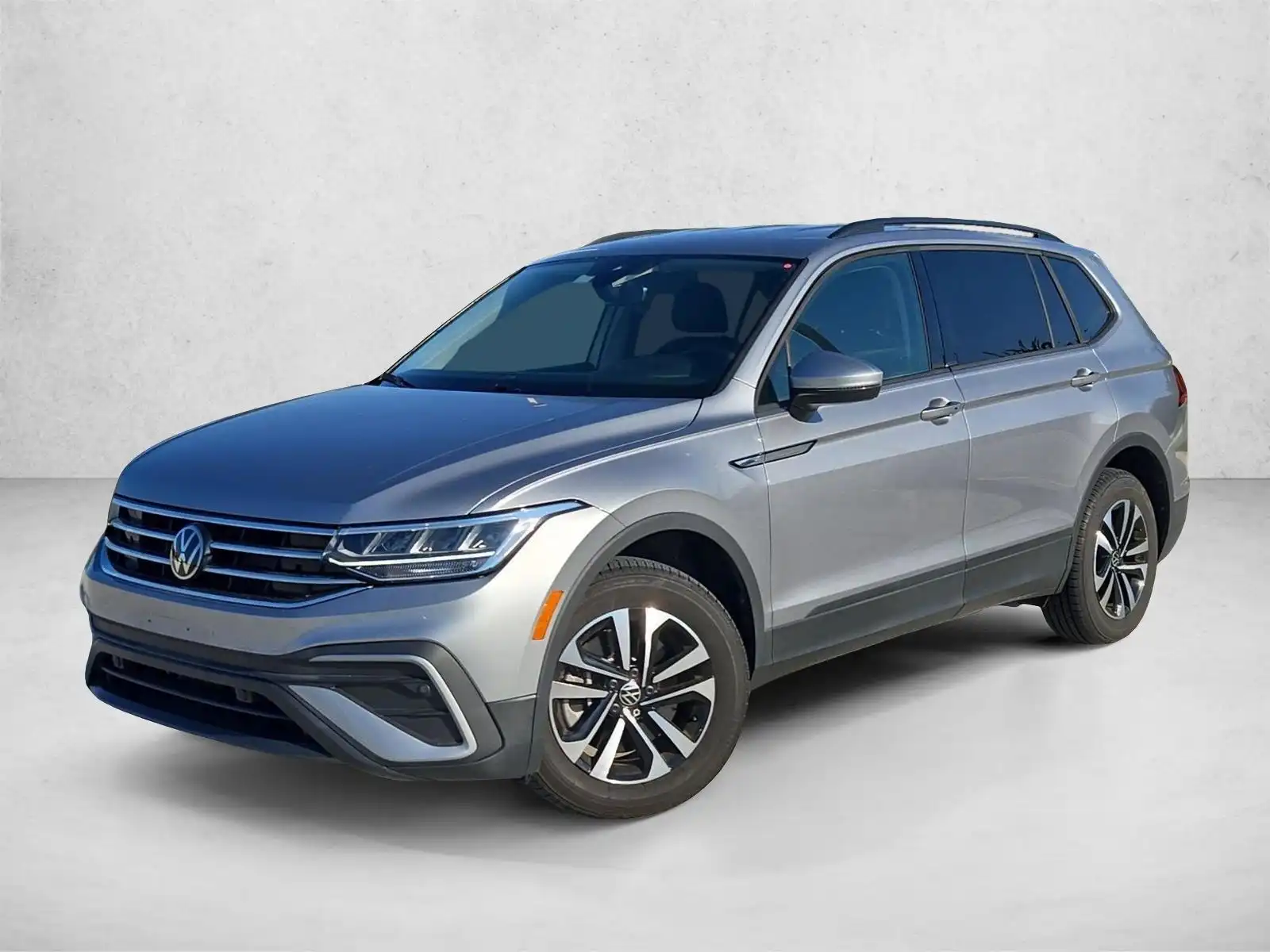 2024 Volkswagen Tiguan 2.0T S's photo
