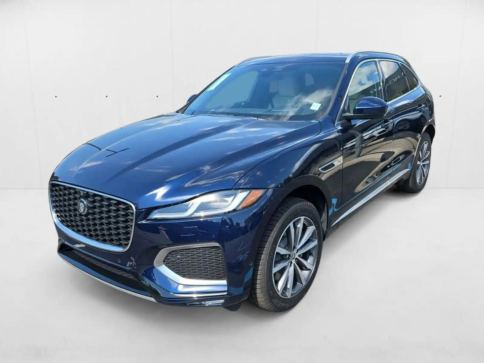 2026 Jaguar F-PACE P250 R-Dynamic S's photo