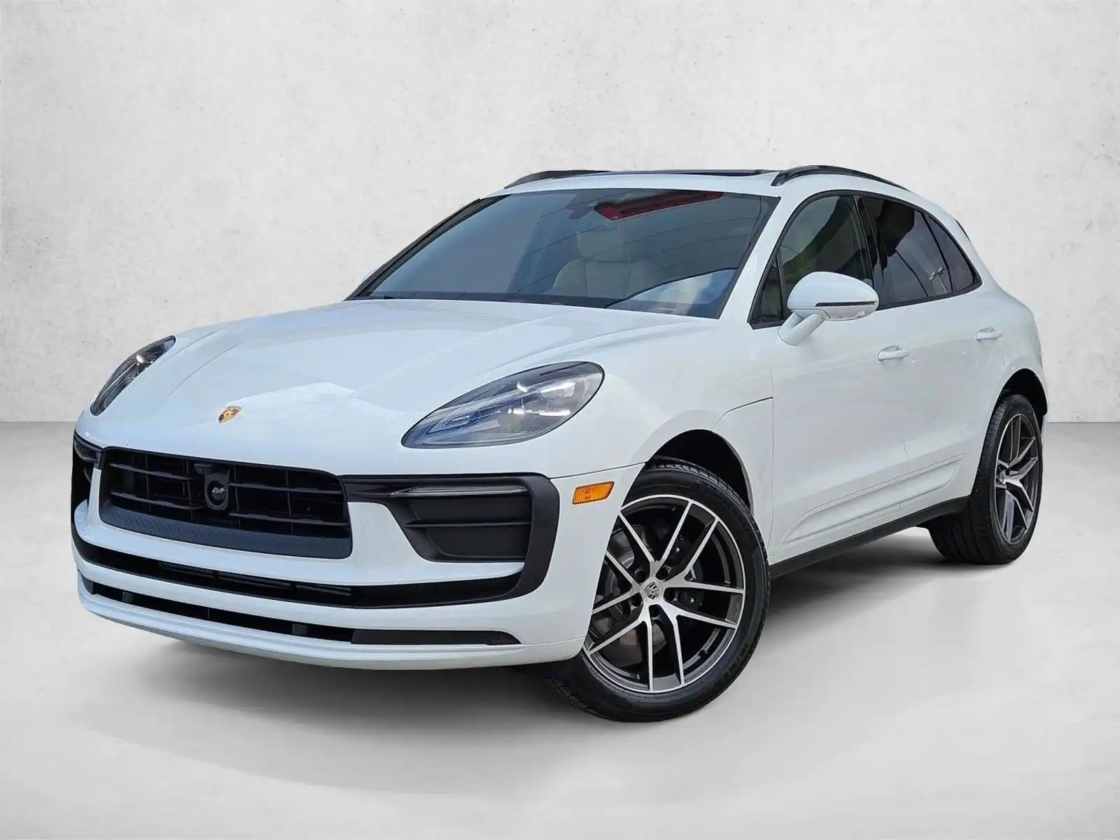 2026 Porsche Macan PorscheMacan's photo