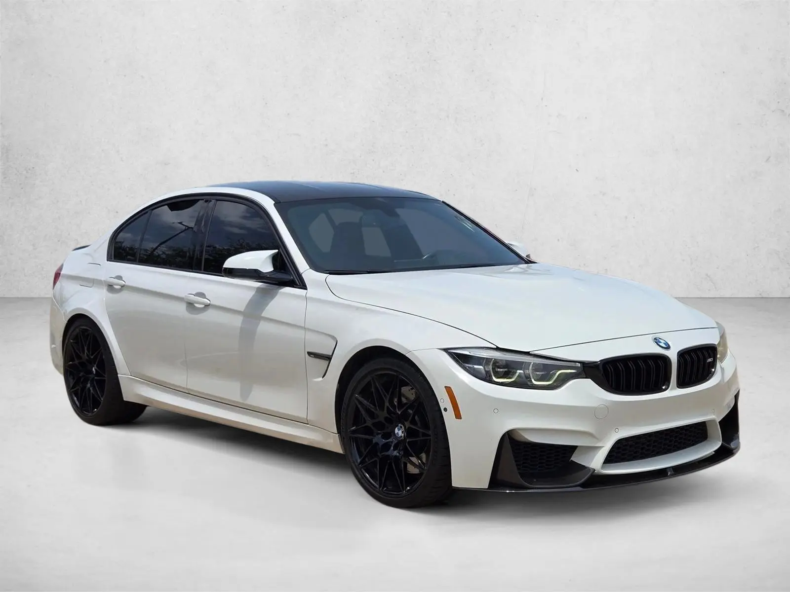 2018 BMW M3 Base photo 3