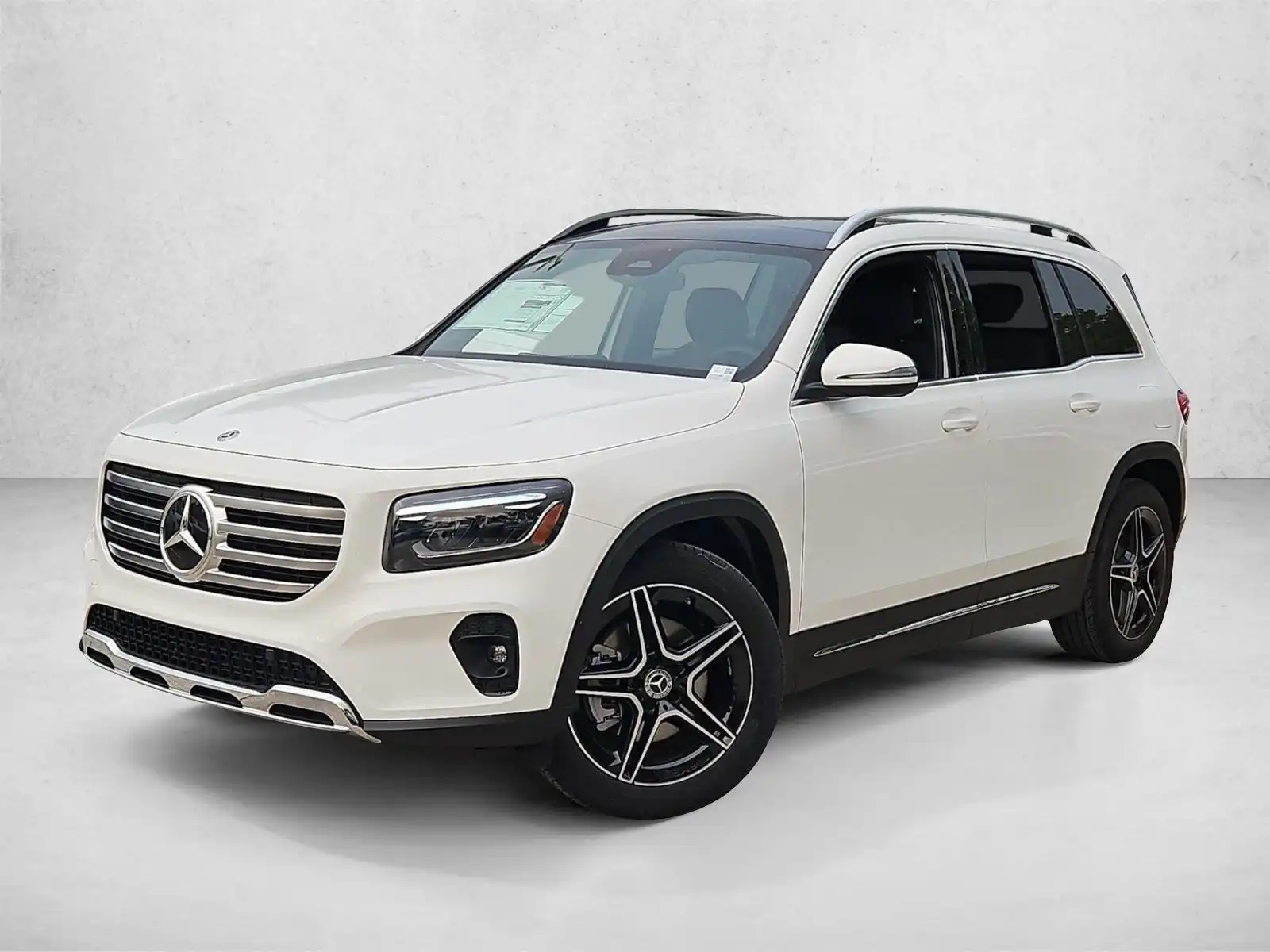 2026 Mercedes-Benz GLB GLB250's photo