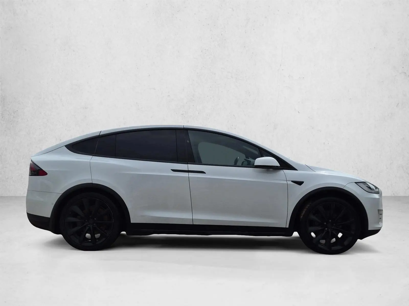 2020 Tesla Model X Long Range Plus photo 4