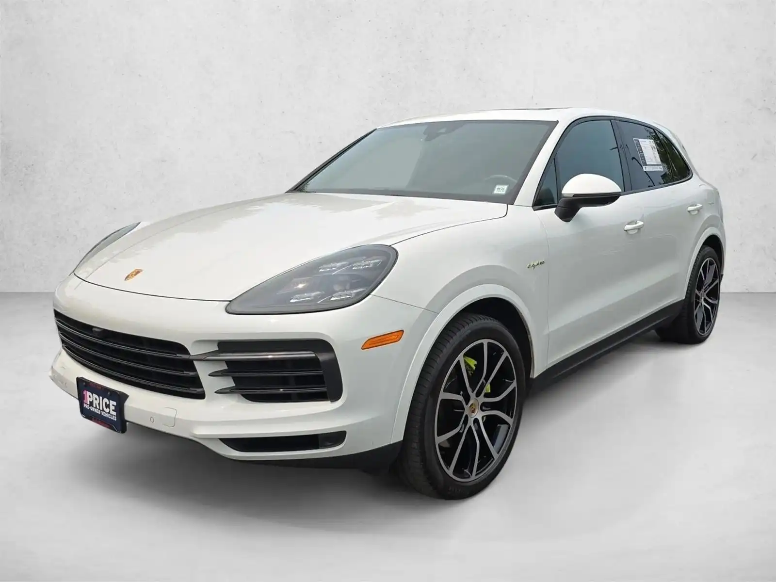 2021 Porsche Cayenne E-Hybrid's photo