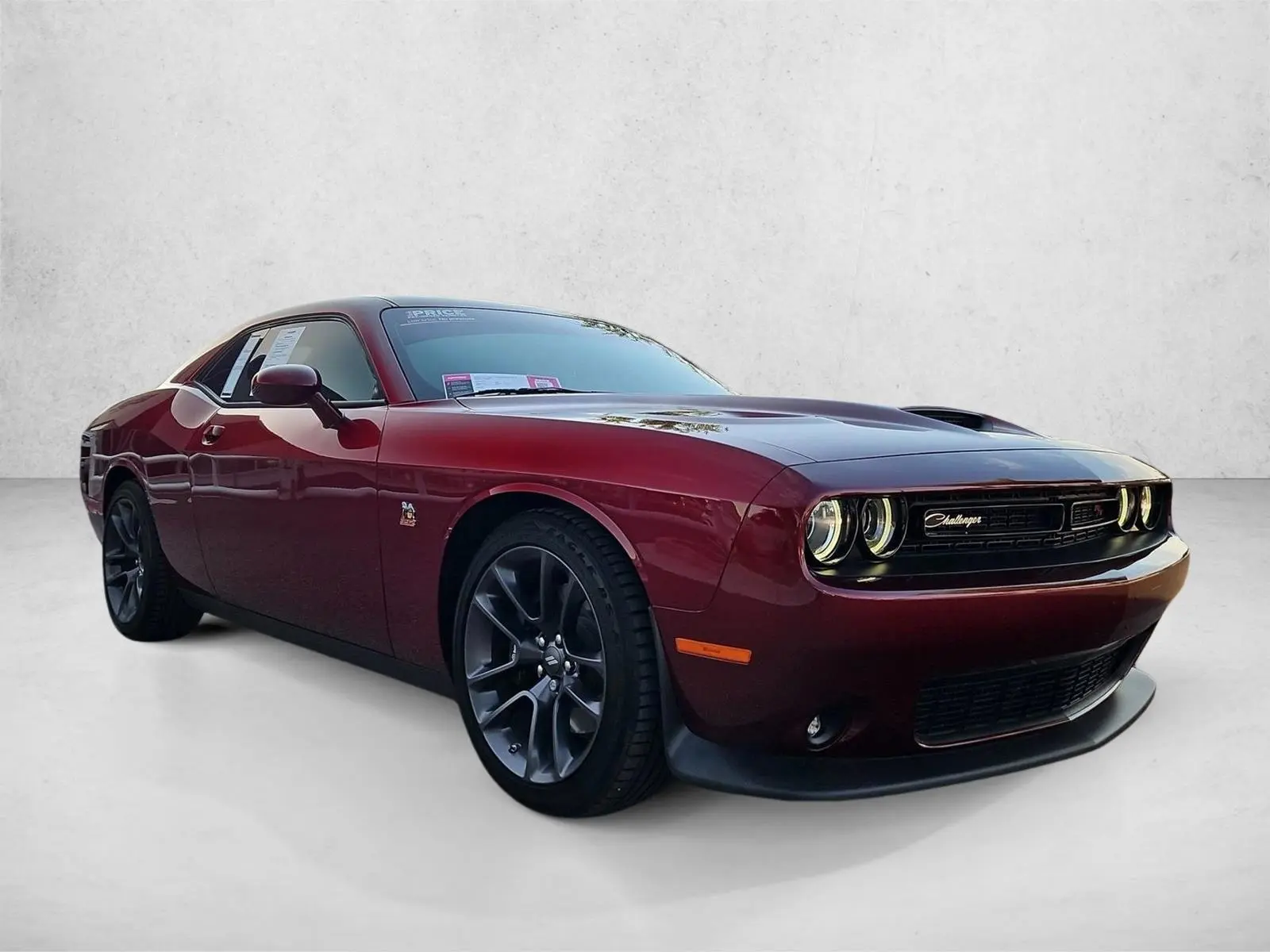 2023 Dodge Challenger R/T Scat Pack photo 3