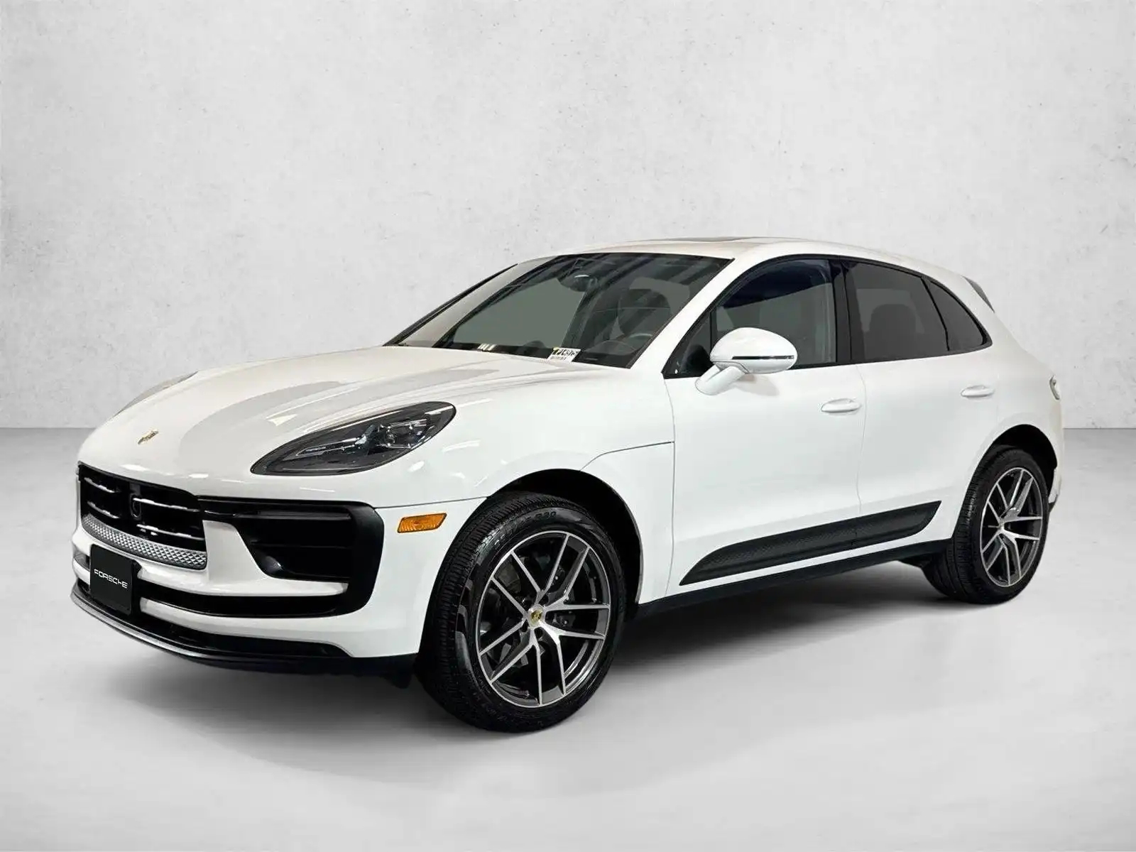 2025 Porsche Macan T's photo
