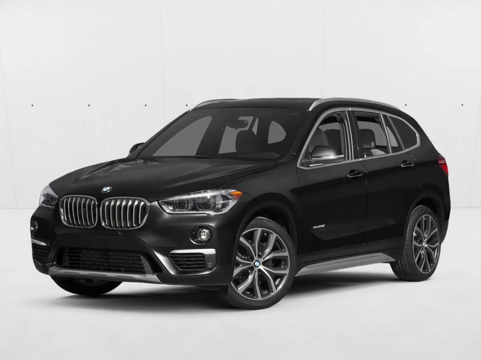 2016 BMW X1 xDrive28i's photo