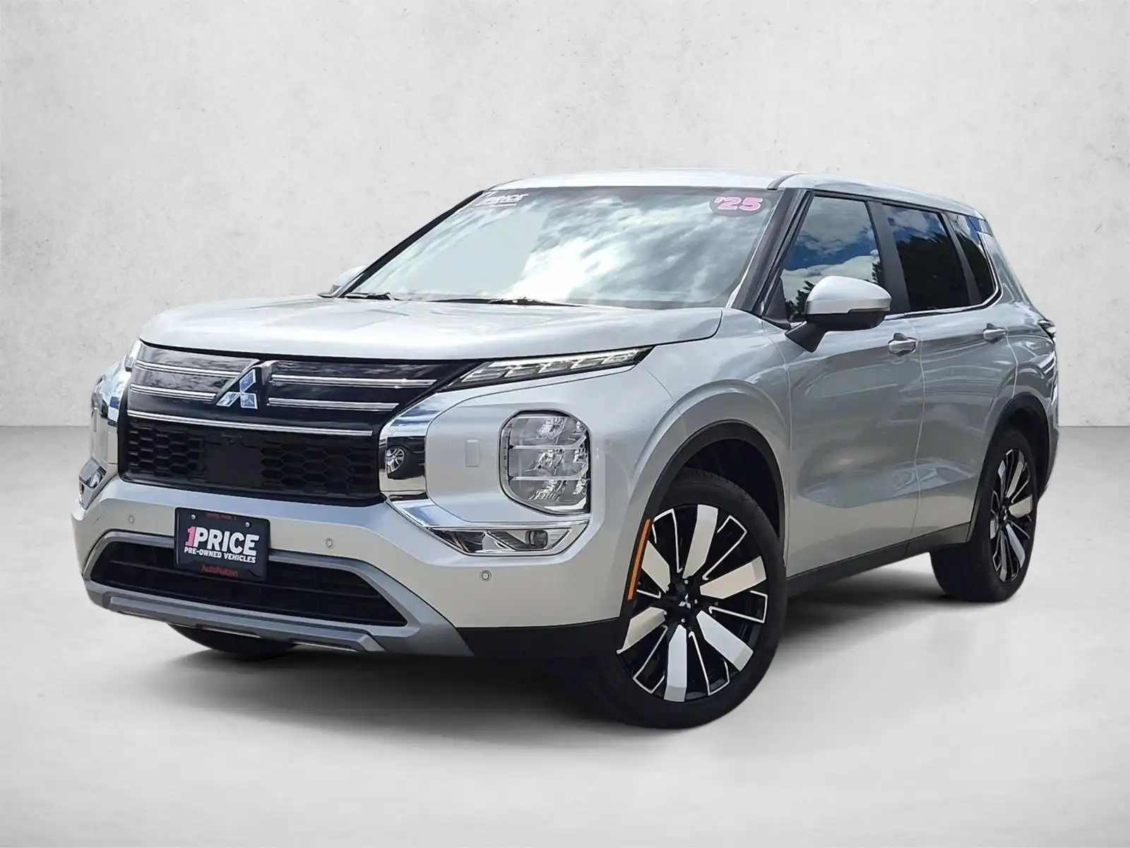 2025 Mitsubishi Outlander SE S-AWC's photo
