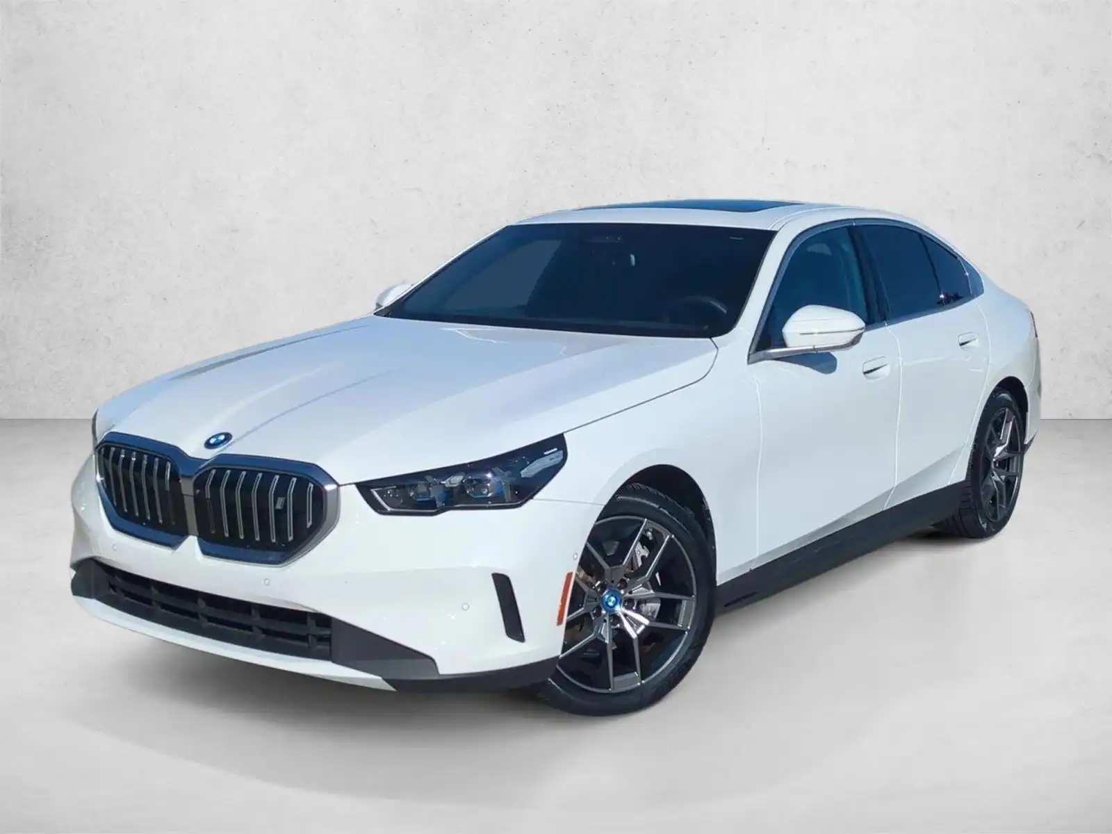 2024 BMW i5 eDrive40's photo