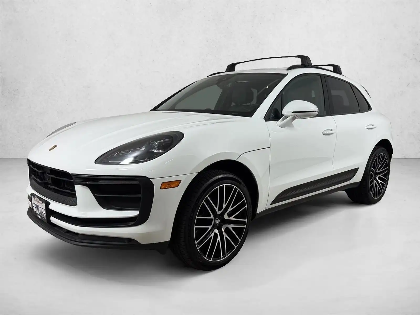 2022 Porsche Macan Base's photo
