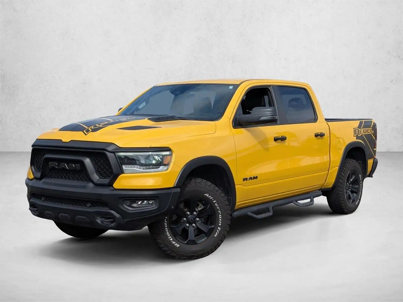 2023 RAM 1500 Rebel 4x4 Crew Cab 5'7's photo